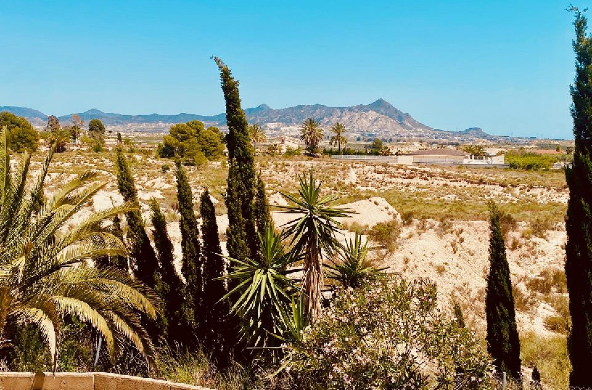 Resale - 2 Bedroom 3 Bathroom Villa in Fortuna -  - Murcia