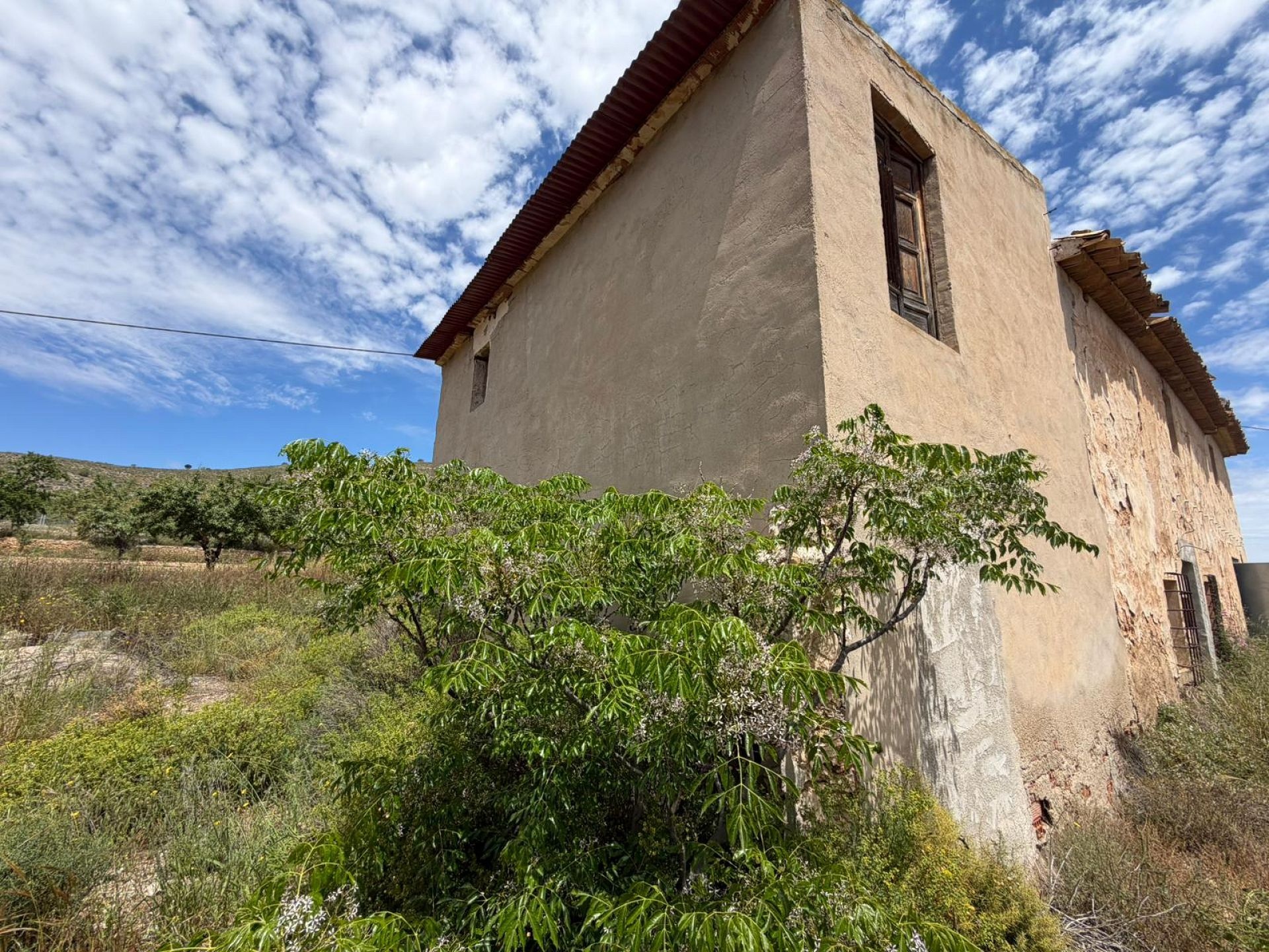 Resale - 5 Bedroom 2 Bathroom Restoration Project in Hondón de las Nieves -  - Alicante