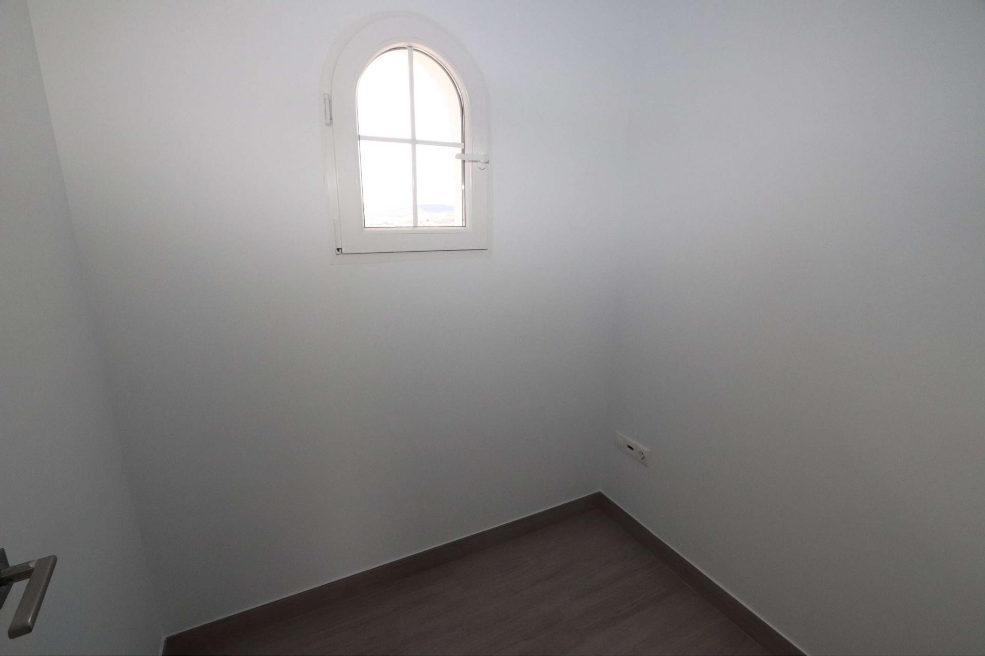 Resale - 4 Bedroom 4 Bathroom Villa in Sax -  - Alicante