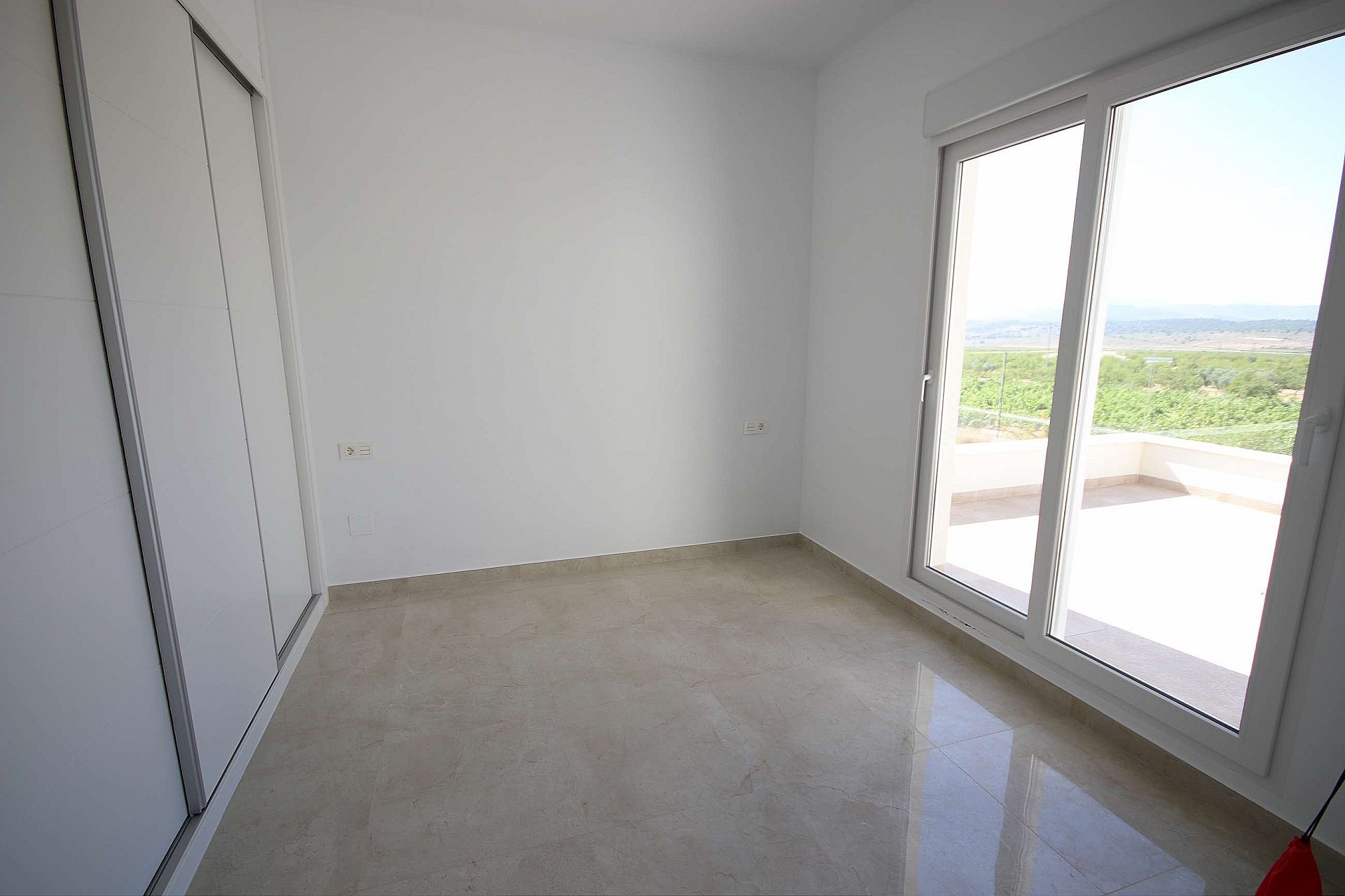 Resale - 4 Bedroom 3 Bathroom Villa in Sax -  - Alicante