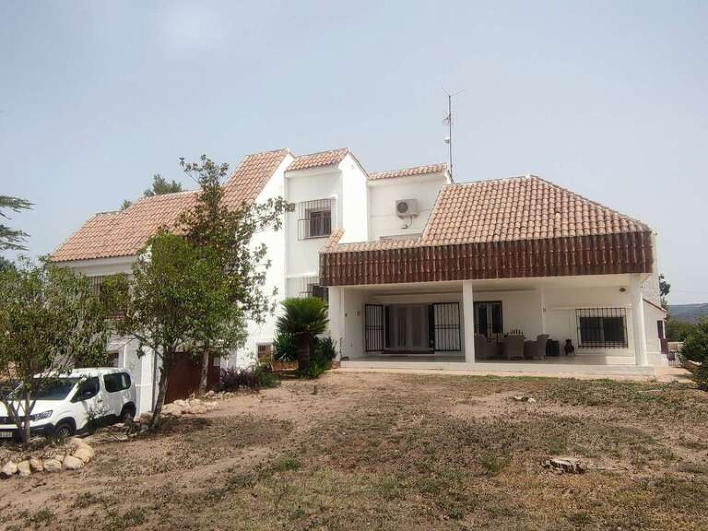 9 Bedroom 6 Bathroom Commercial in Ayora