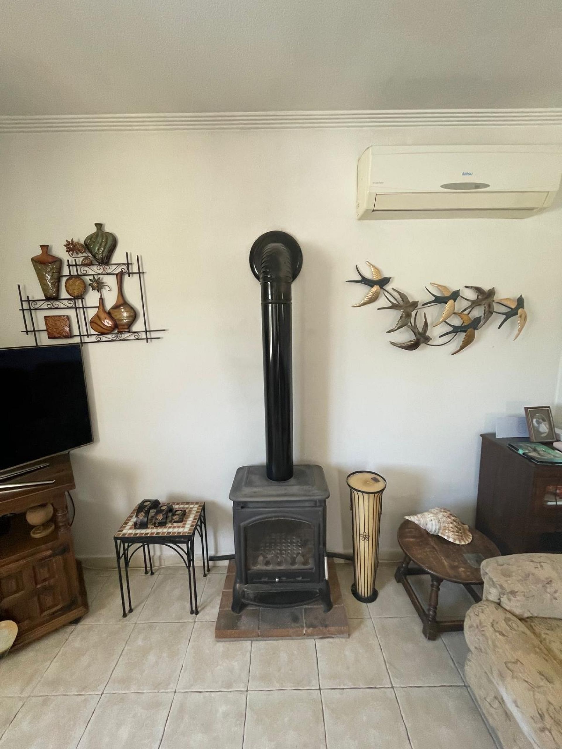 Resale - 4 Bedroom 3 Bathroom Villa in Pinoso -  - Alicante