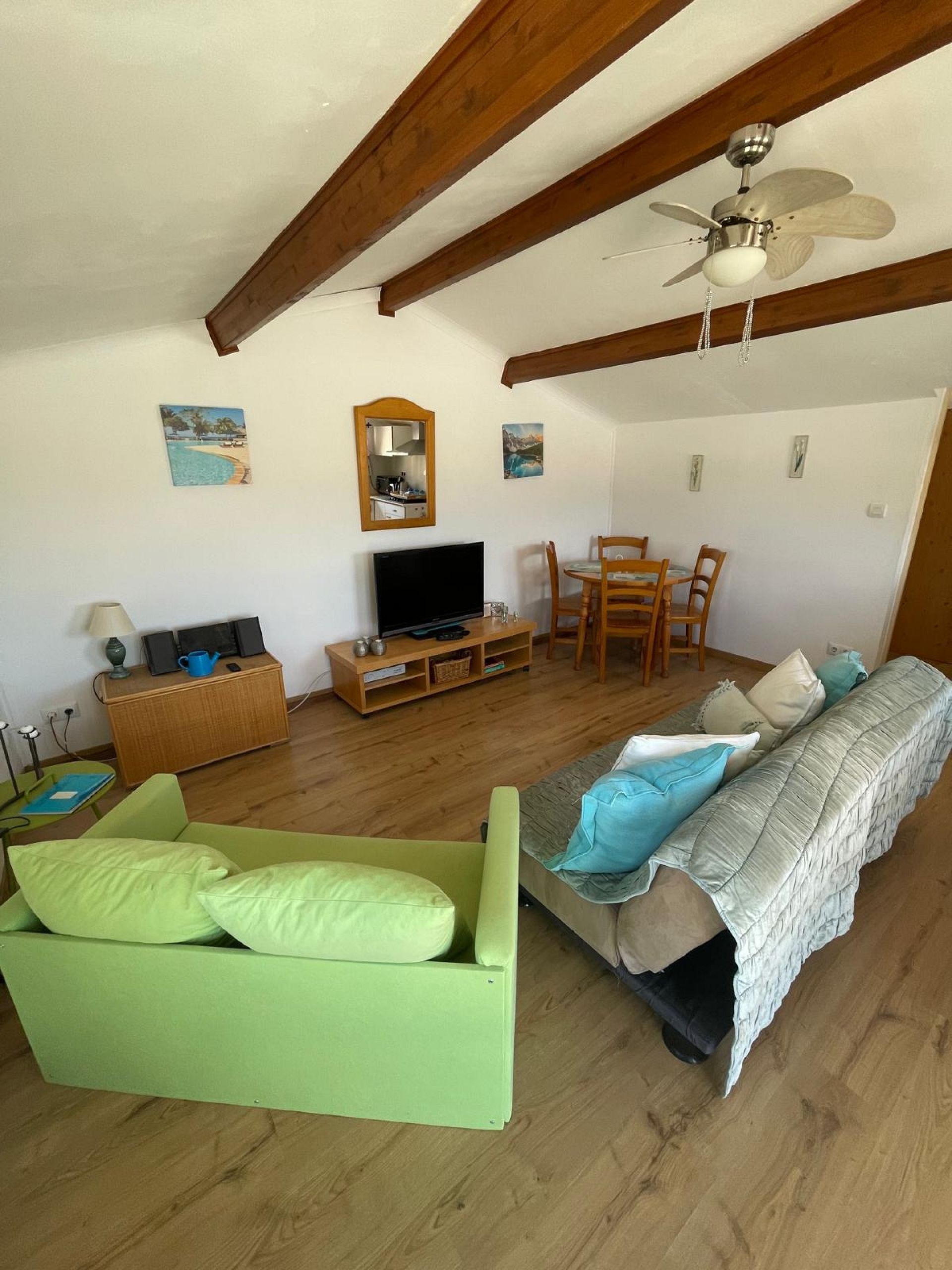 Resale - 4 Bedroom 3 Bathroom Villa in Pinoso -  - Alicante
