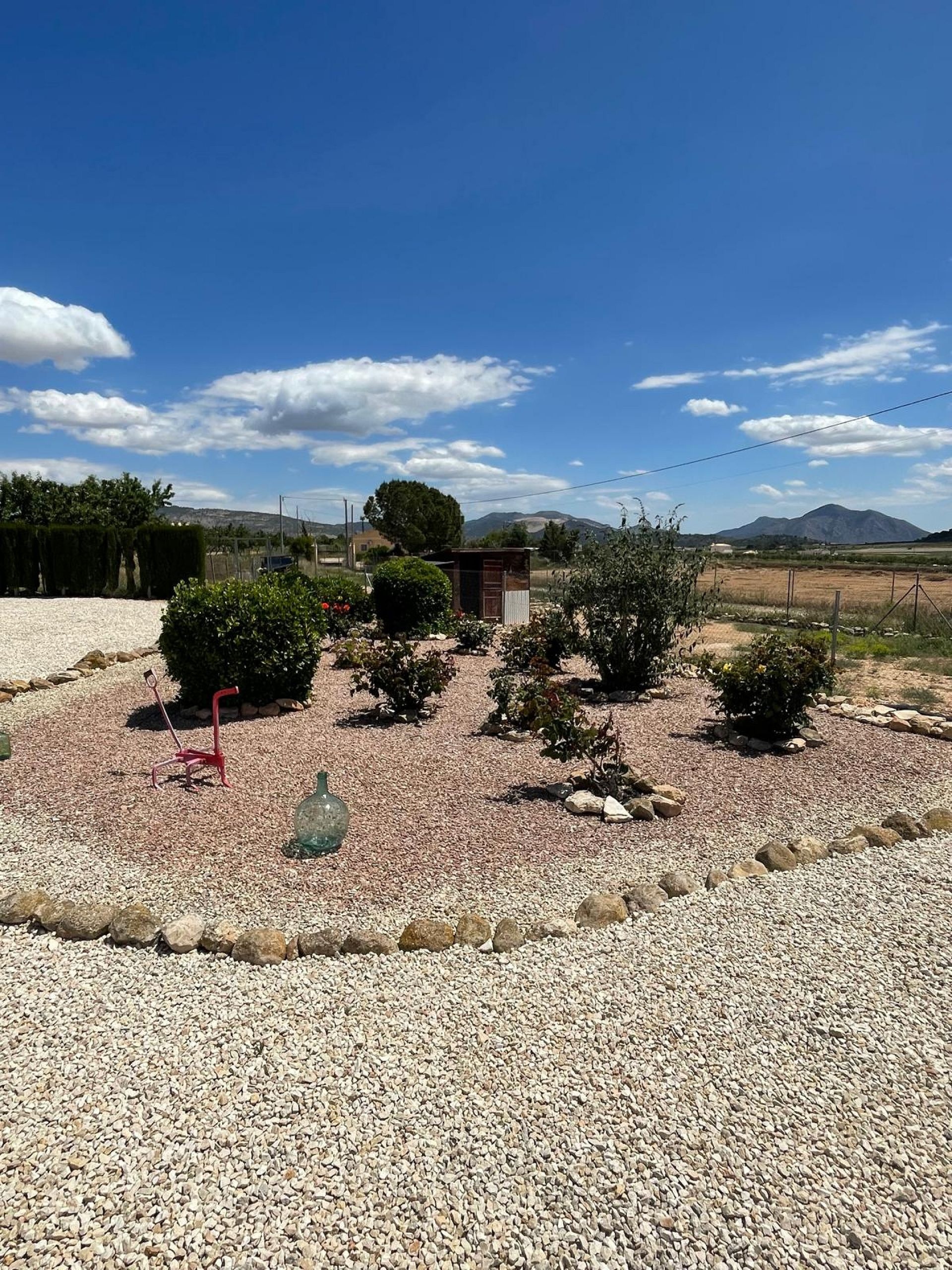 Resale - 4 Bedroom 3 Bathroom Villa in Pinoso -  - Alicante