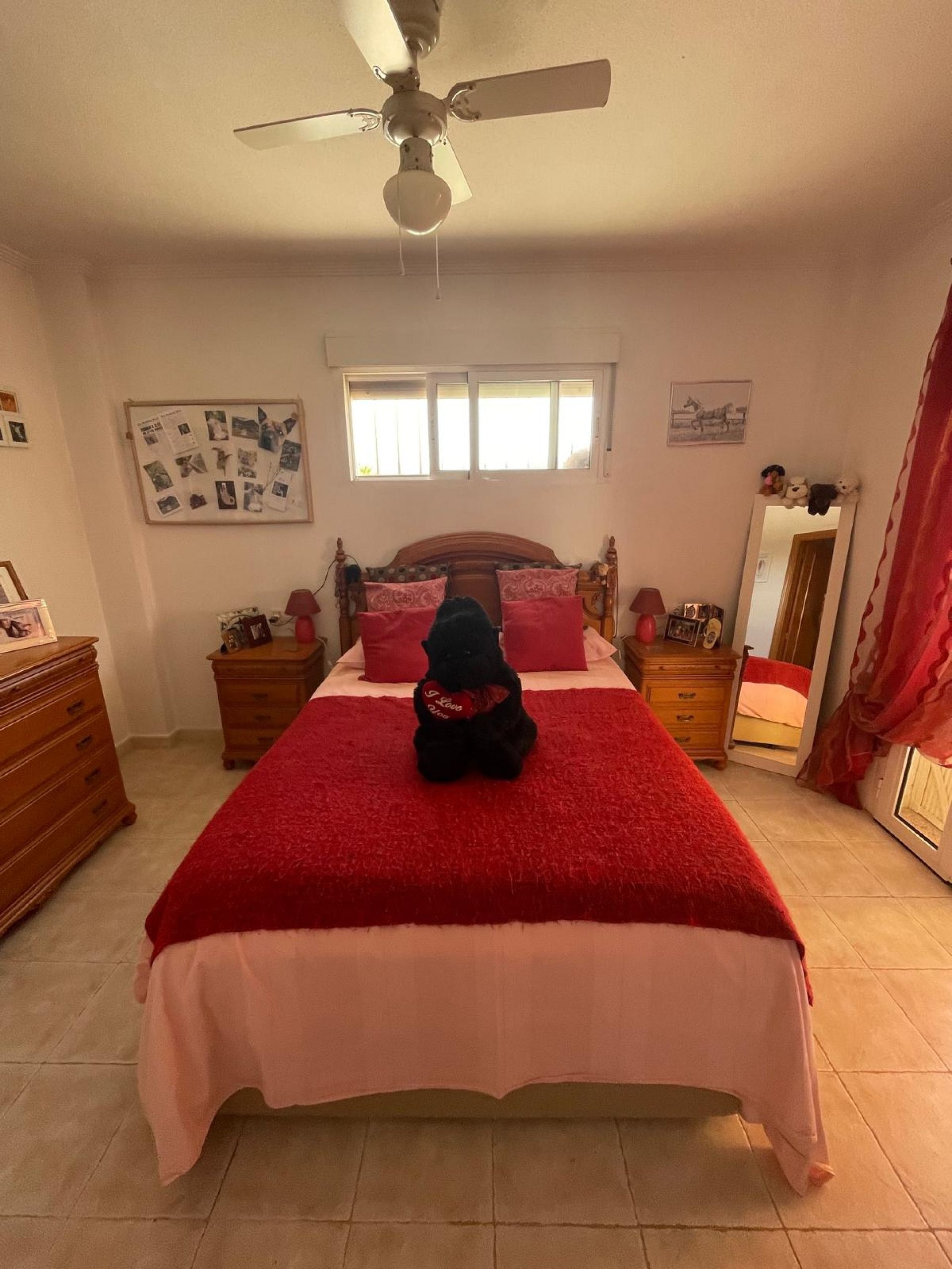 Resale - 4 Bedroom 3 Bathroom Villa in Pinoso -  - Alicante