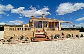 4 Bedroom 3 Bathroom Villa in Pinoso