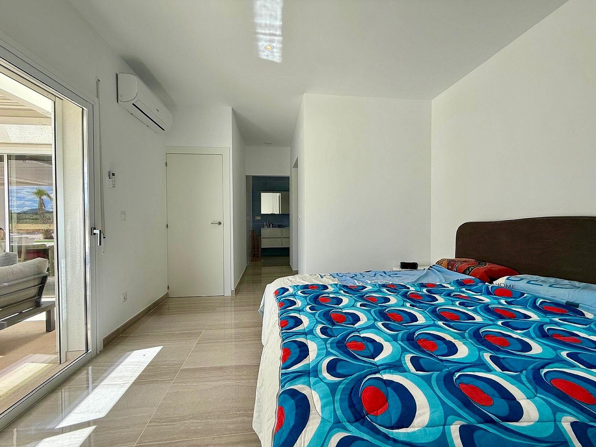 Resale - 3 Bedroom 3 Bathroom Villa in Salinas -  - Alicante