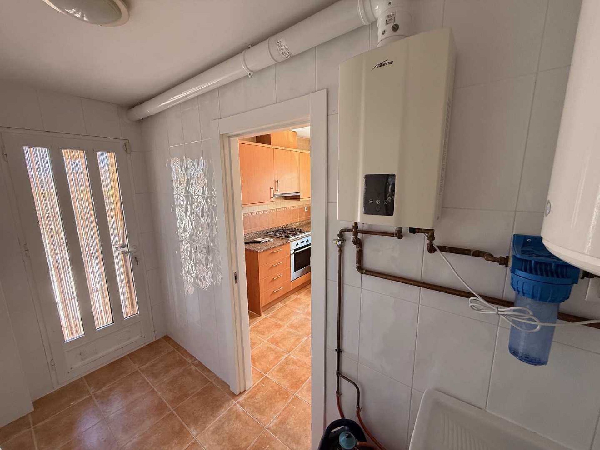 Resale - 3 Bedroom 2 Bathroom Villa in Pinoso -  - Alicante