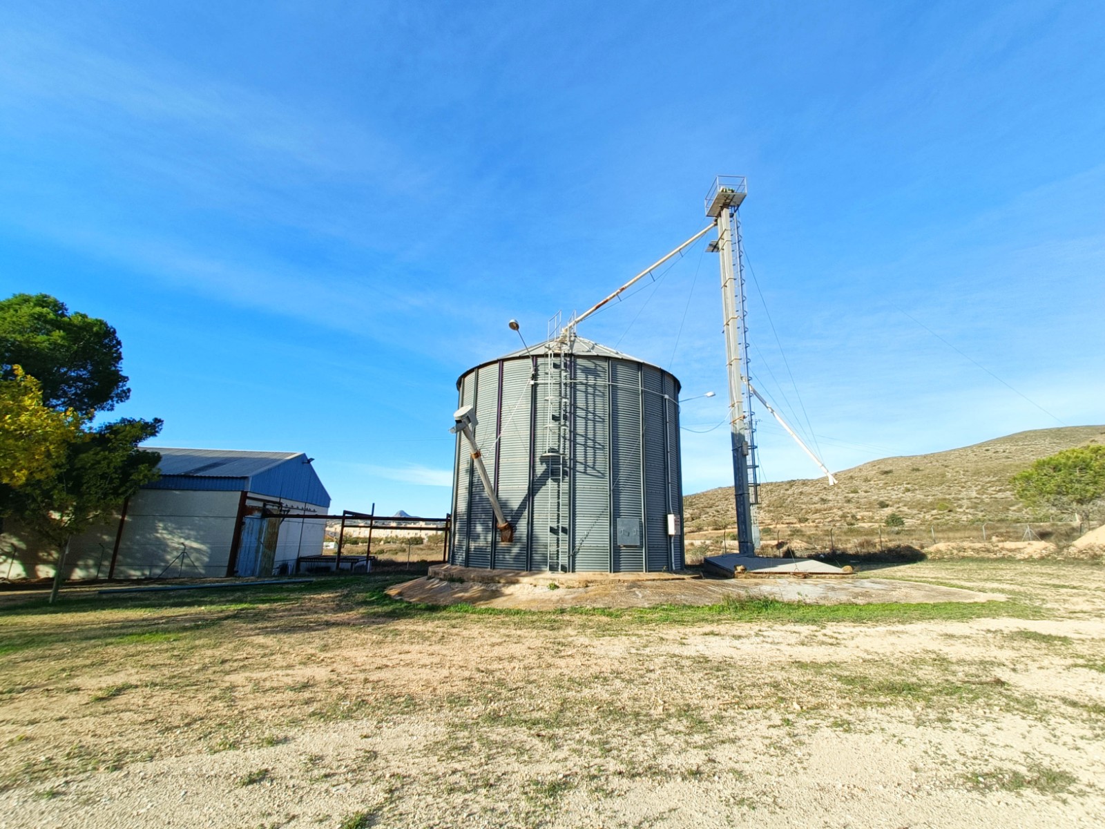 Resale - Commercial in Hondón de los Frailes -  - Alicante