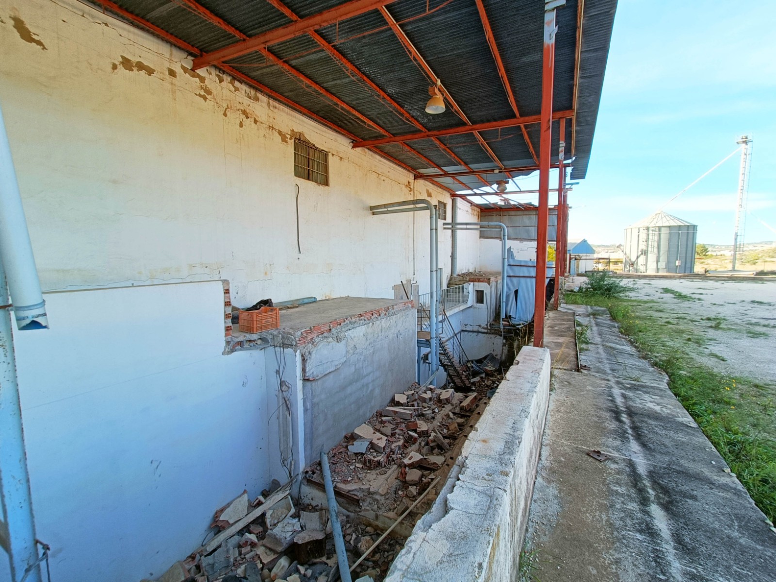 Resale - Commercial in Hondón de los Frailes -  - Alicante