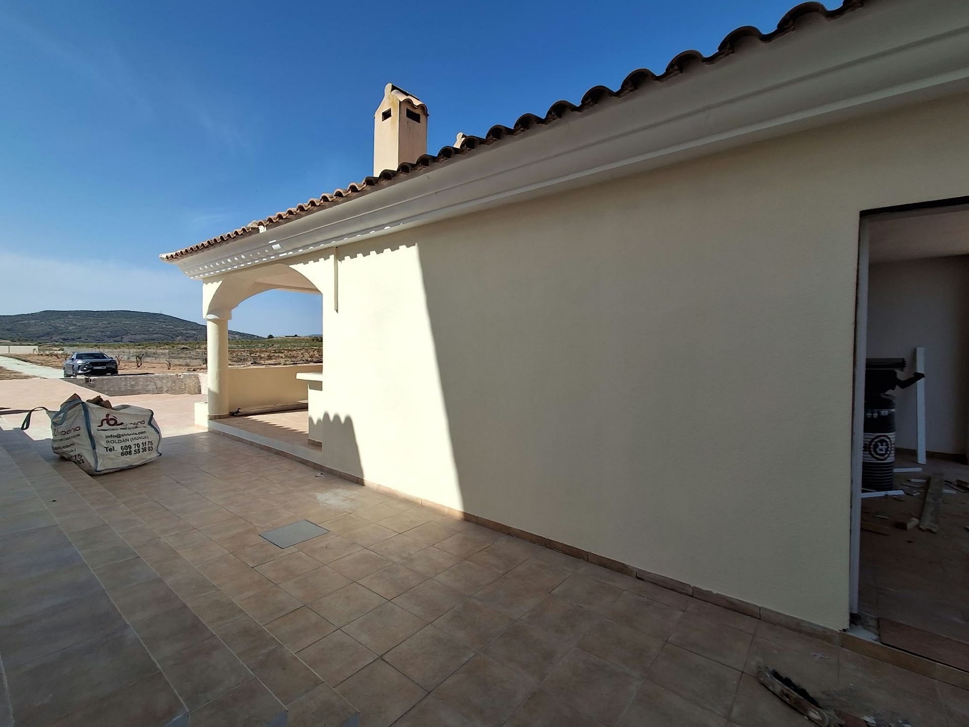 Resale - 5 Bedroom 3 Bathroom Country house in Pinoso -  - Alicante