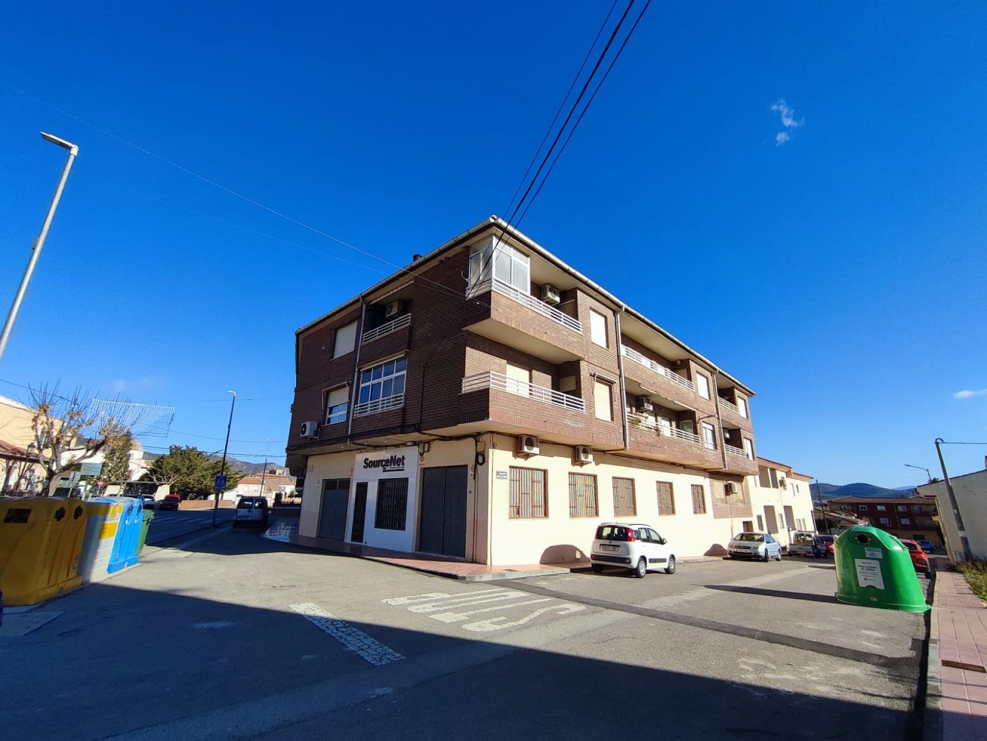 Resale - 4 Bedroom 2 Bathroom Apartment in Salinas -  - Alicante