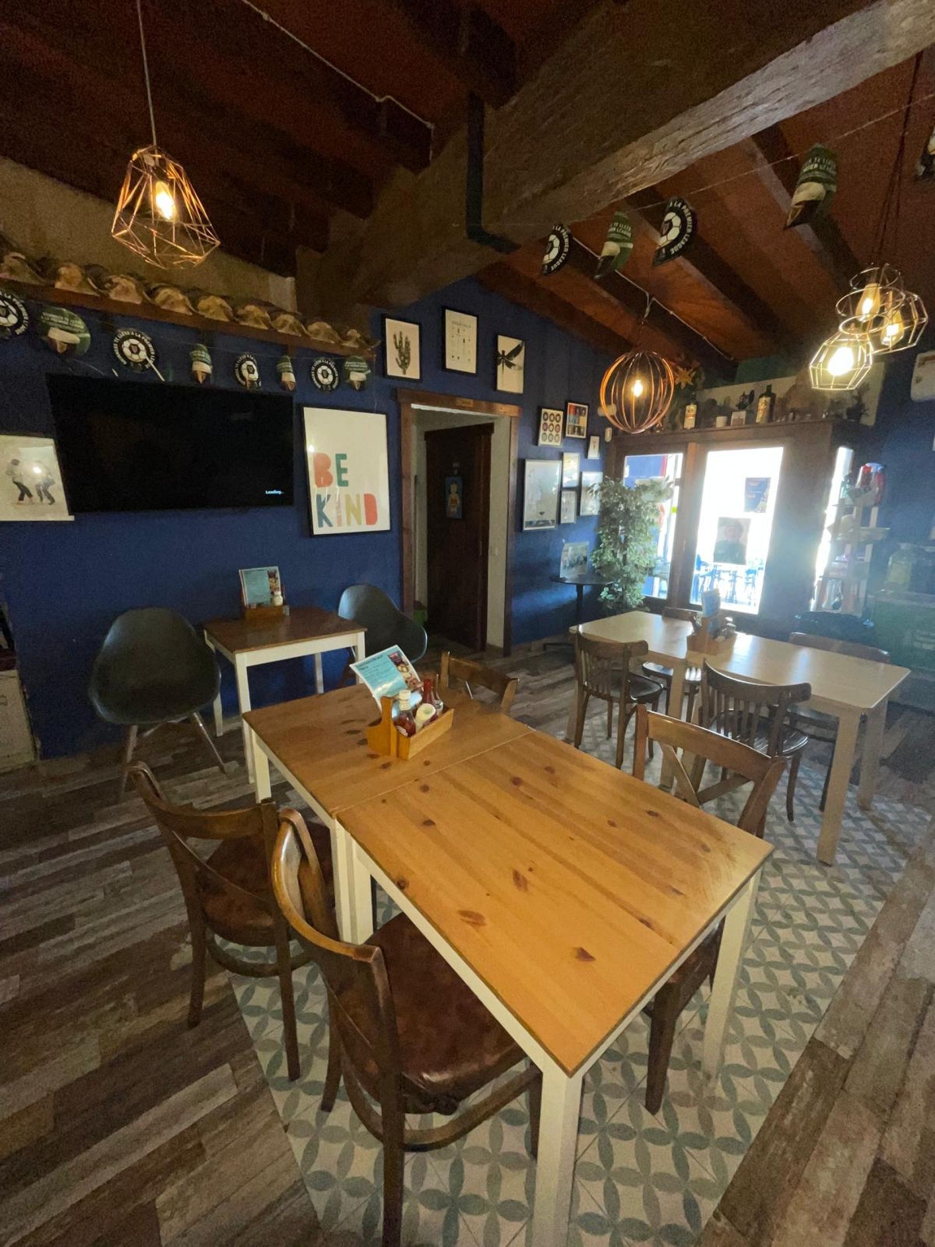 Resale - 2 Bathroom Commercial in Pinoso -  - Alicante