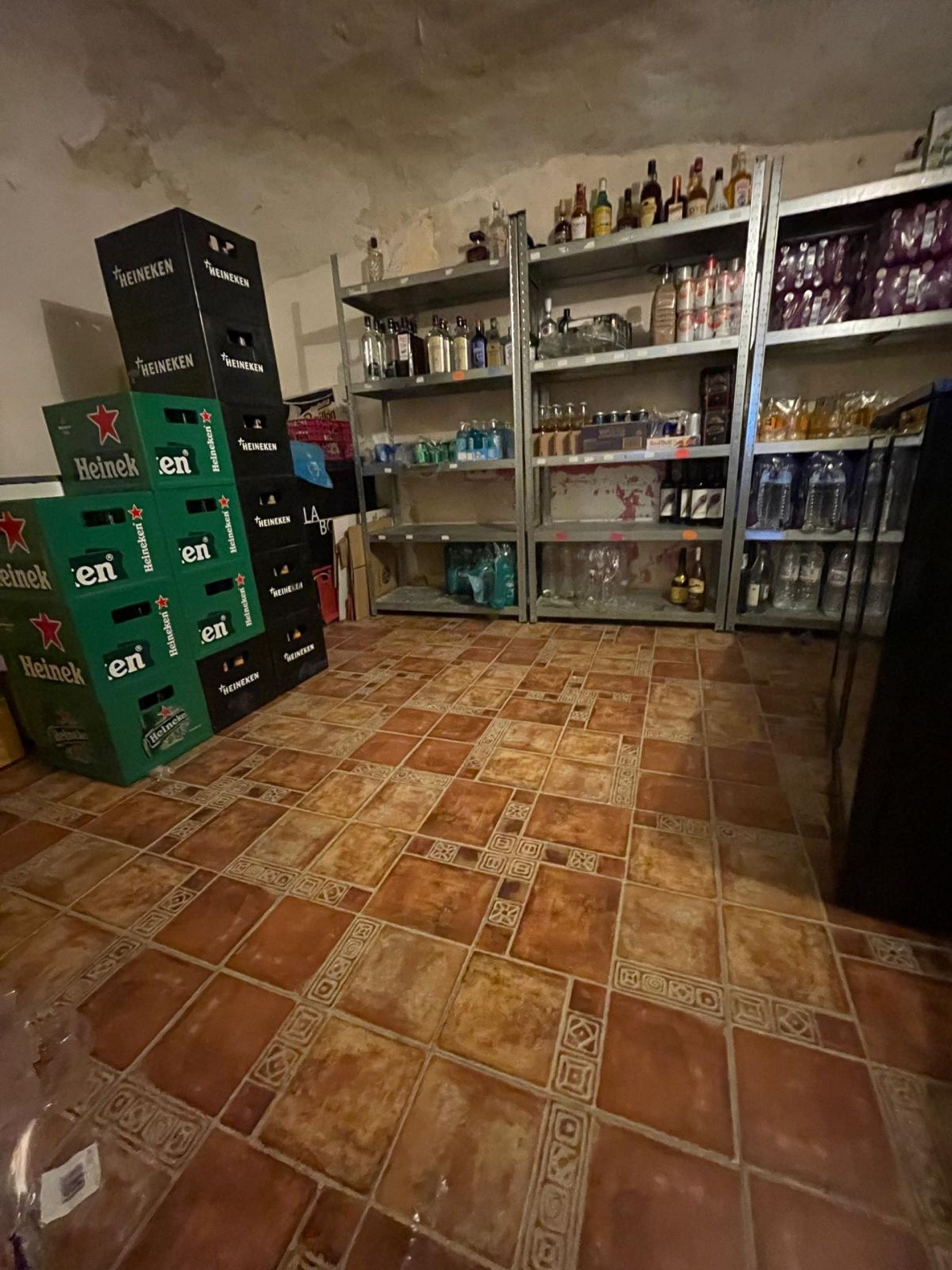 Resale - 2 Bathroom Commercial in Pinoso -  - Alicante