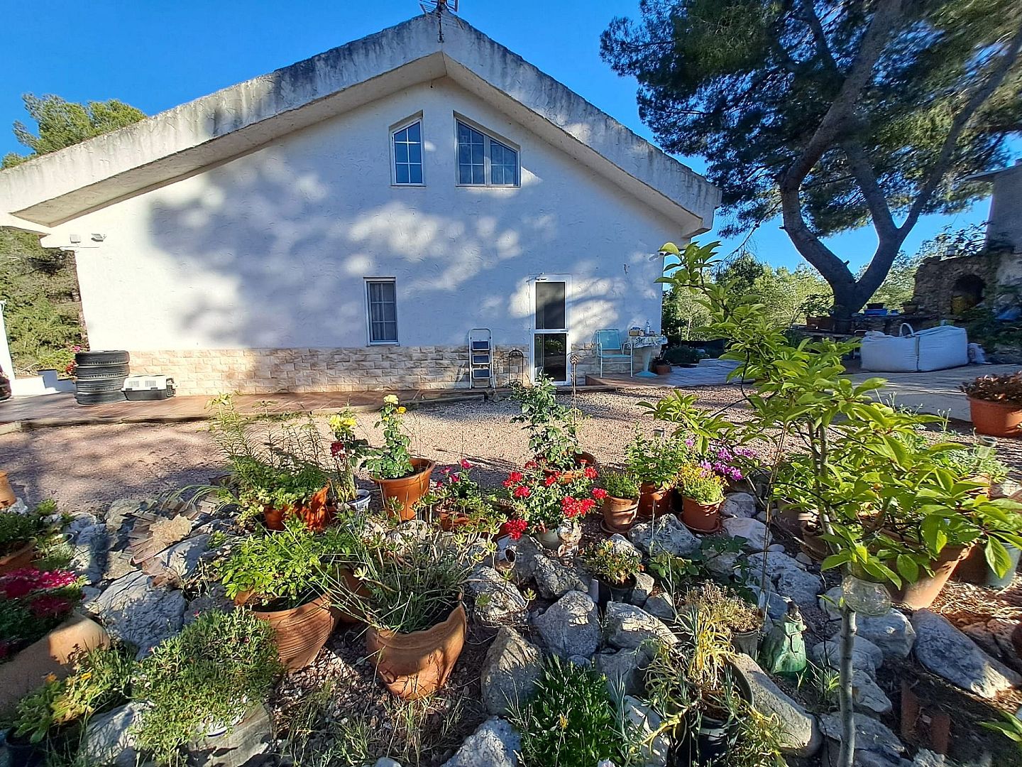 6 Bedroom 4 Bathroom Country house in Sax