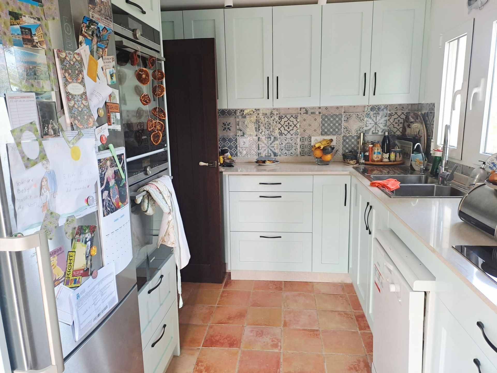 Resale - 6 Bedroom 4 Bathroom Country house in Sax -  - Alicante