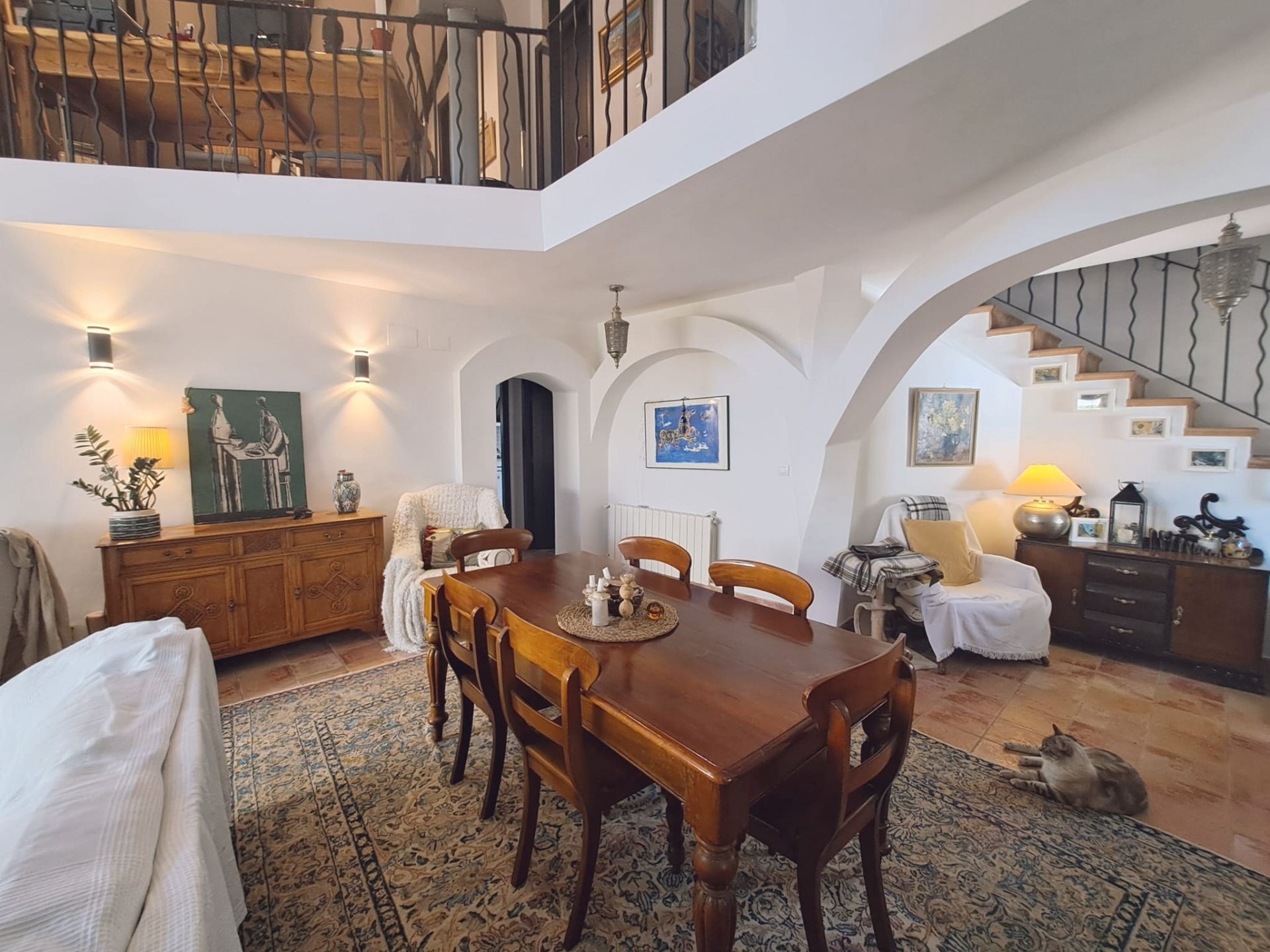 Resale - 6 Bedroom 4 Bathroom Country house in Sax -  - Alicante