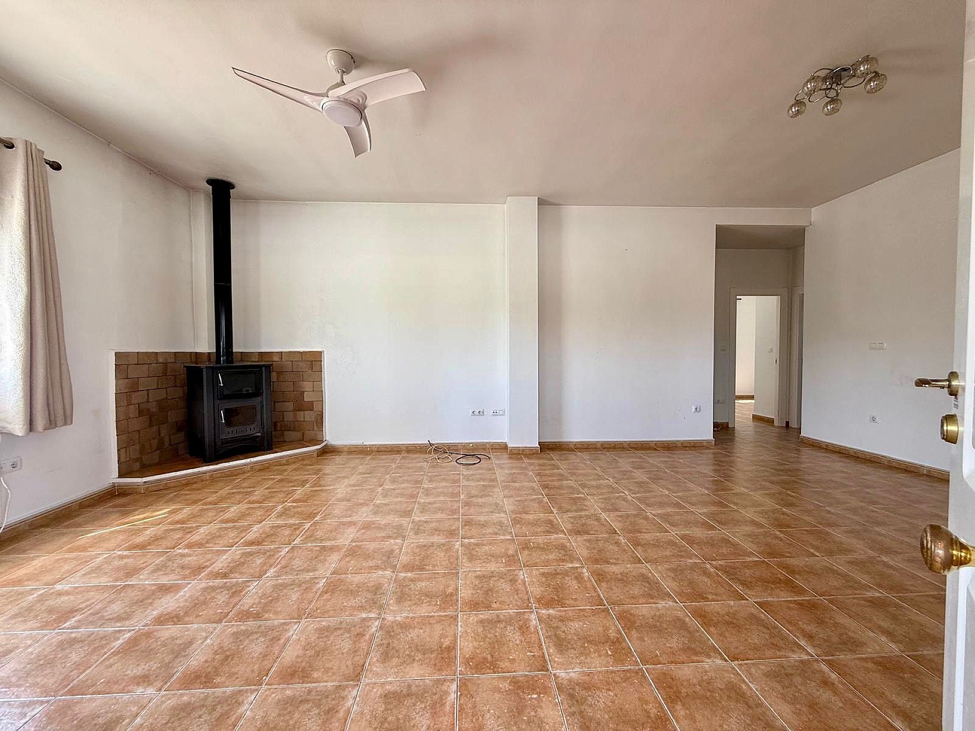 Resale - 3 Bedroom 2 Bathroom Villa in Cañada del Trigo -  - Murcia