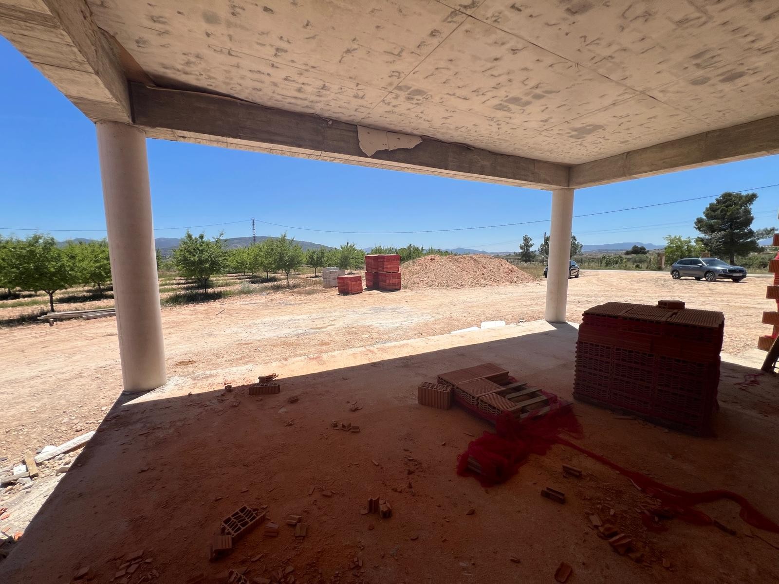 Resale - 3 Bedroom 2 Bathroom Villa in Pinoso -  - Alicante