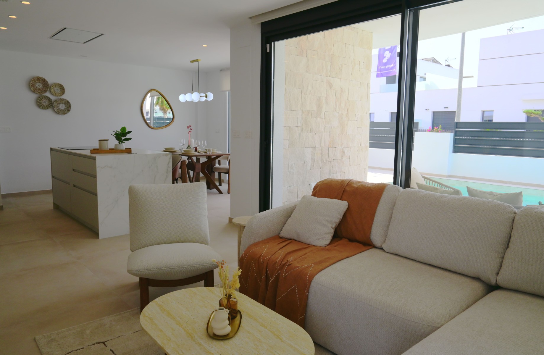Resale - 3 Bedroom 2 Bathroom Villa in Dolores -  - Alicante