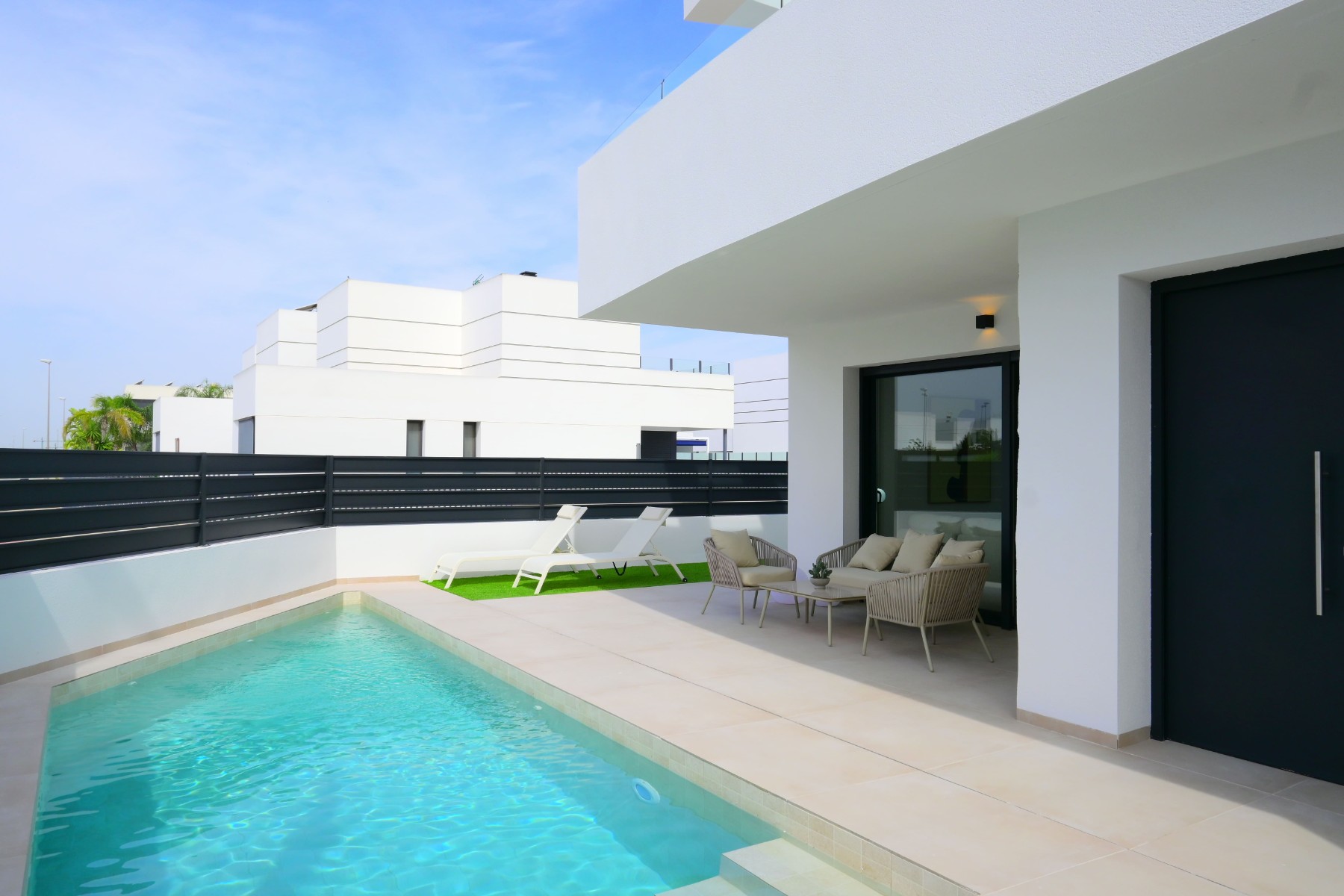 Resale - 3 Bedroom 2 Bathroom Villa in Dolores -  - Alicante