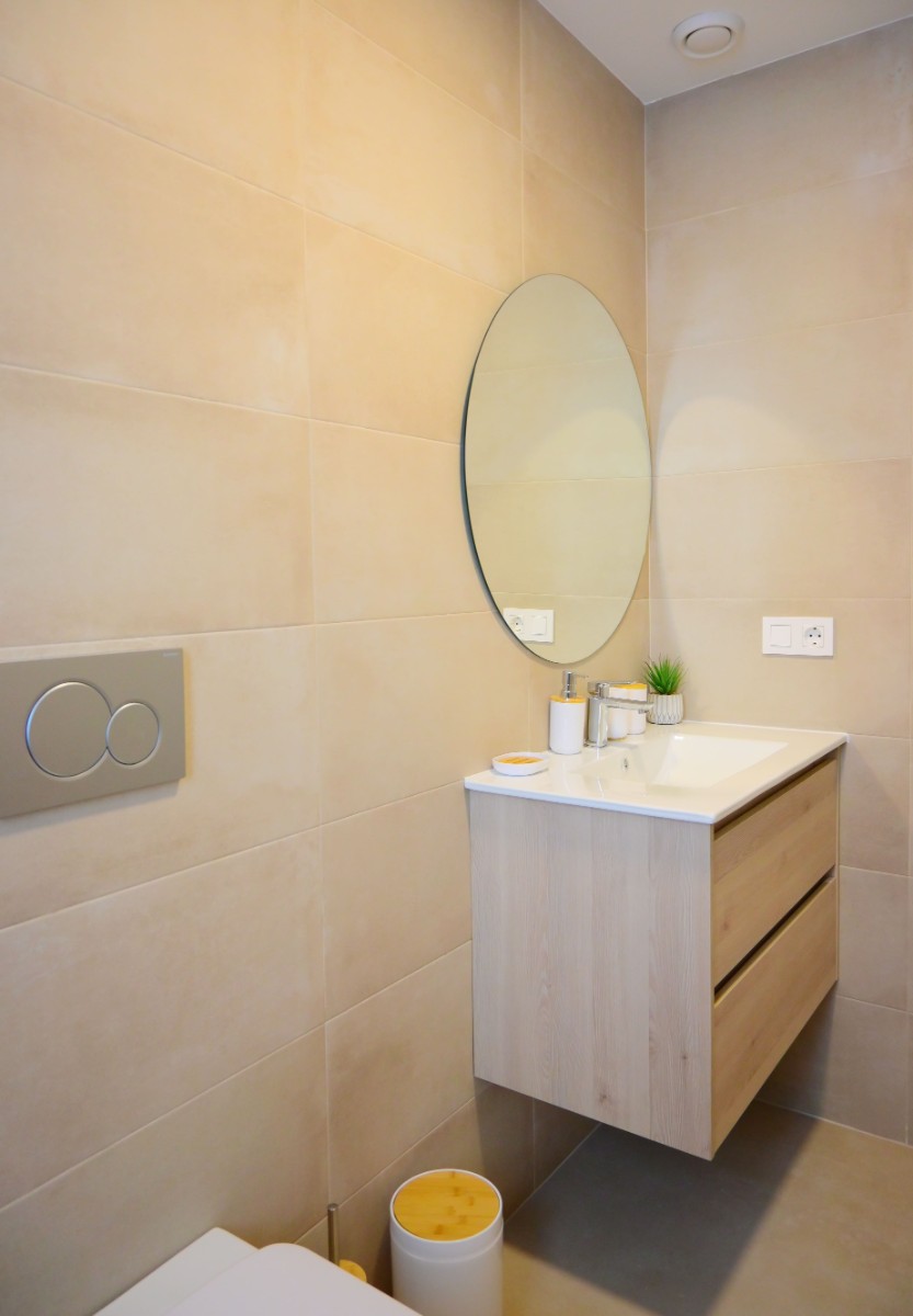 Resale - 3 Bedroom 2 Bathroom Villa in Dolores -  - Alicante