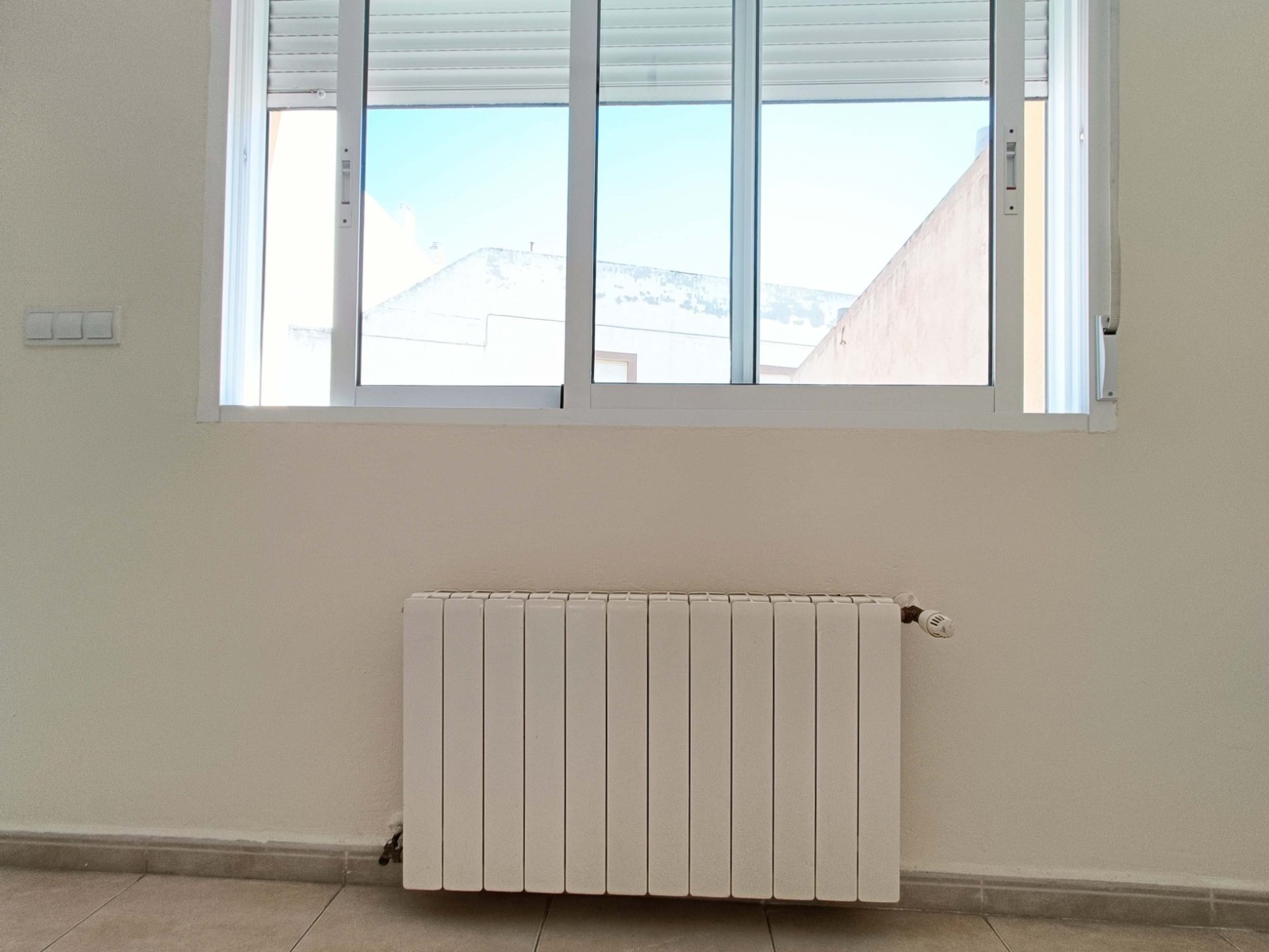 Resale - 3 Bedroom 2 Bathroom Apartment in Hondón de los Frailes -  - Alicante