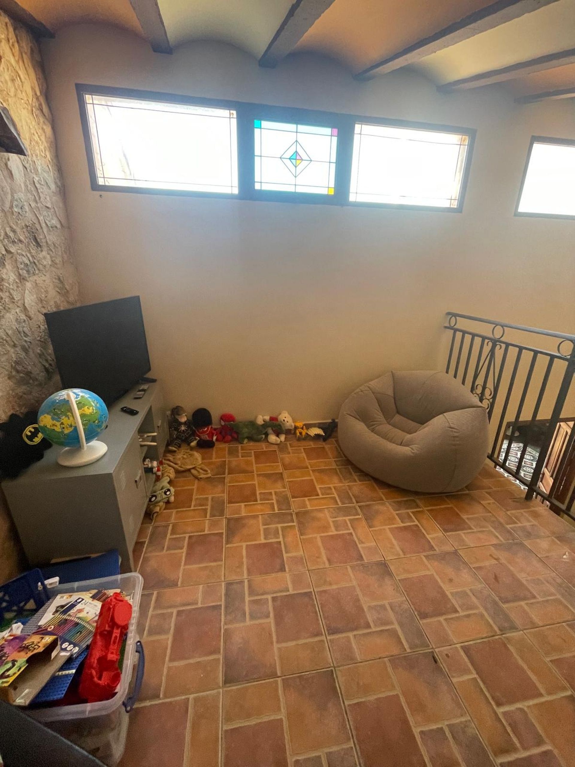 Resale - 3 Bedroom 5 Bathroom Commercial in Pinoso -  - Alicante