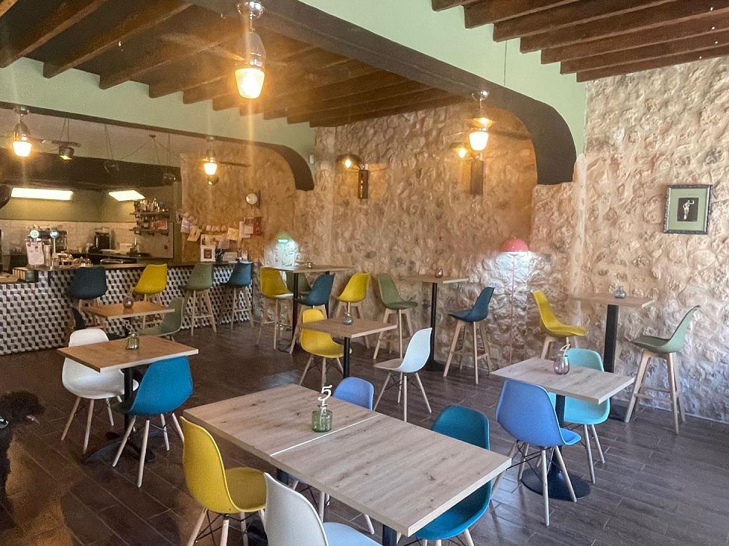 3 Bedroom 5 Bathroom Commercial in Pinoso