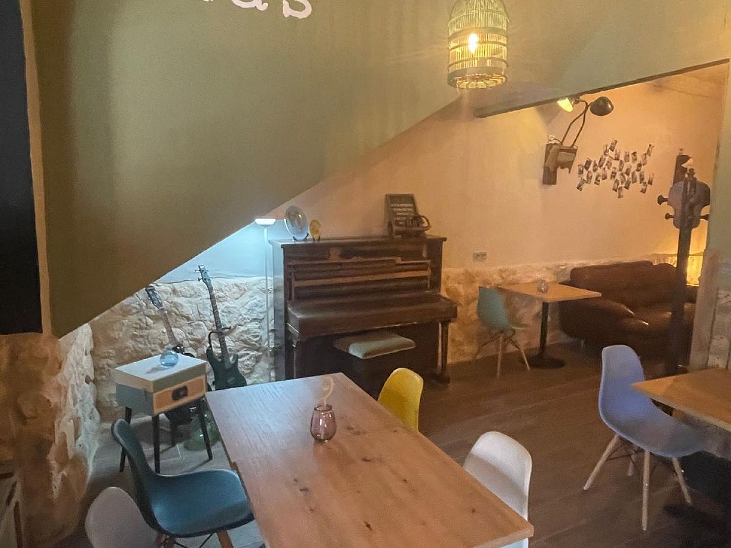 3 Bedroom 5 Bathroom Commercial in Pinoso