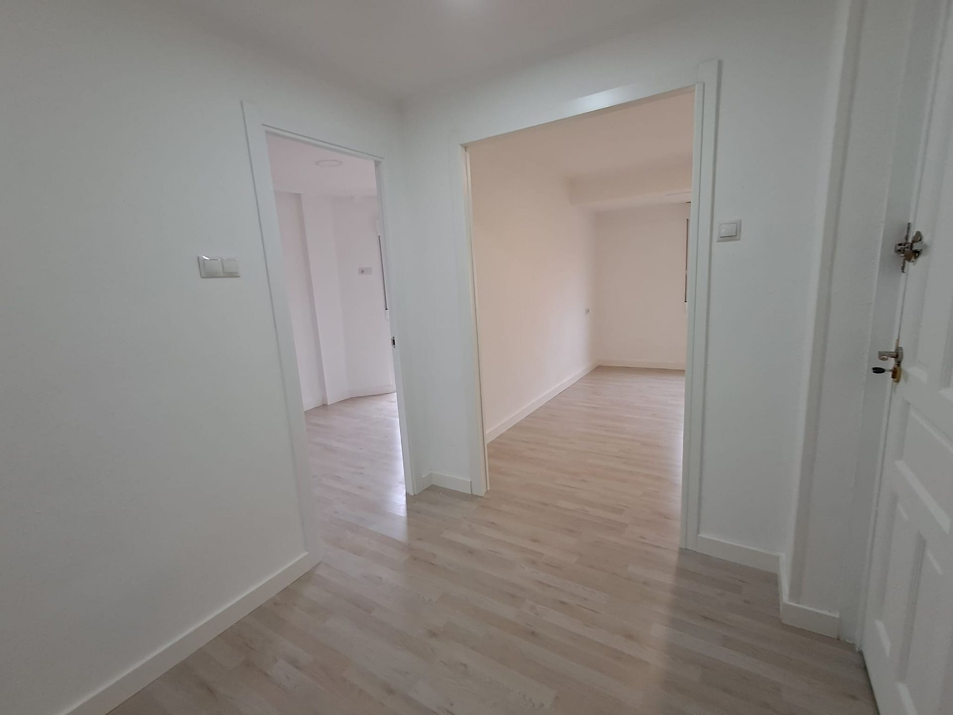 Resale - 3 Bedroom 1 Bathroom Apartment in Aspe -  - Alicante