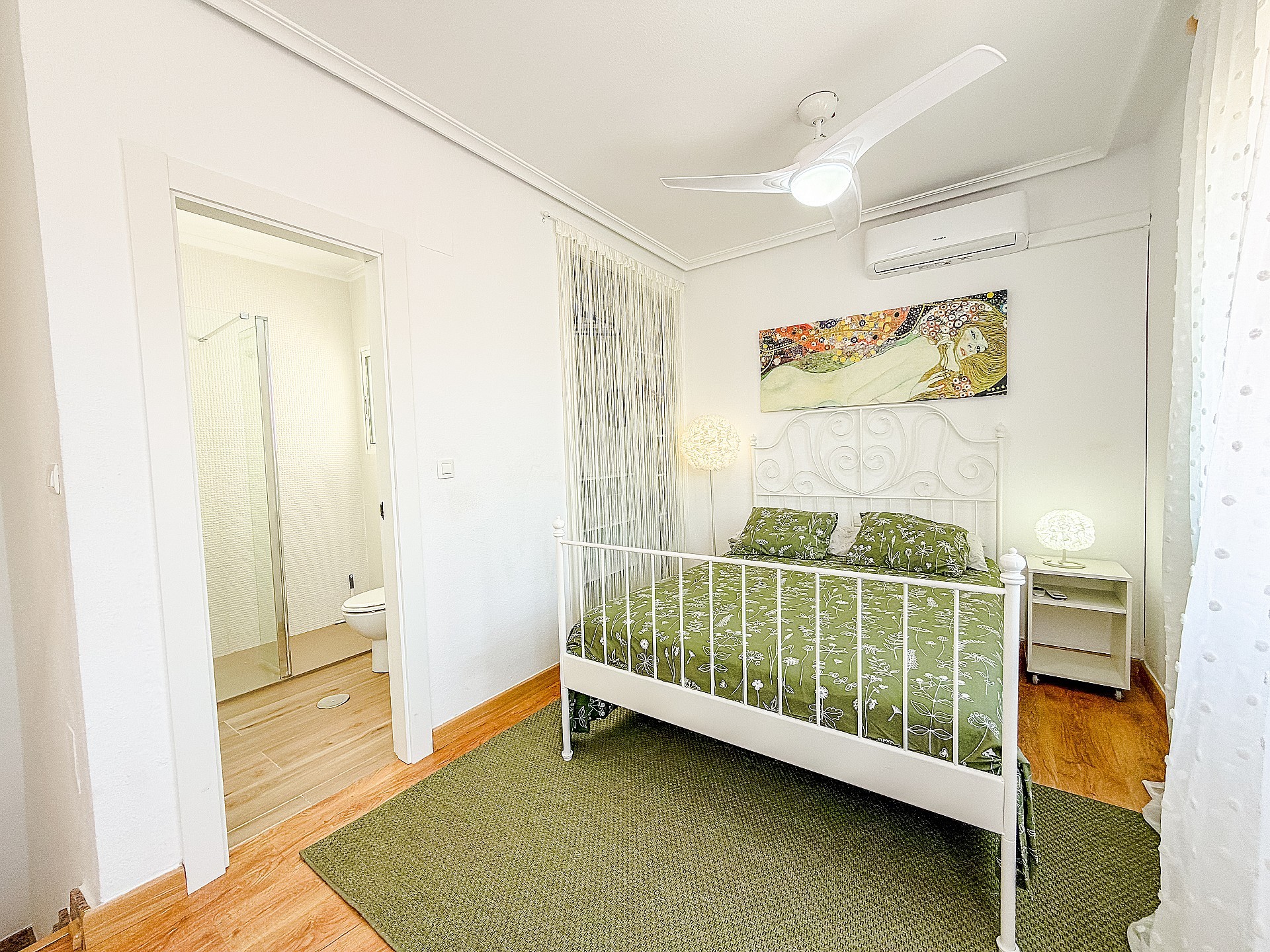 Resale - 3 Bedroom 3 Bathroom Semi-detached in Orihuela -  - Alicante