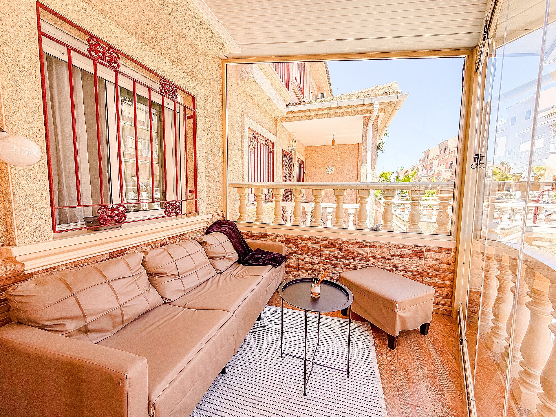 Resale - 3 Bedroom 3 Bathroom Semi-detached in Orihuela -  - Alicante