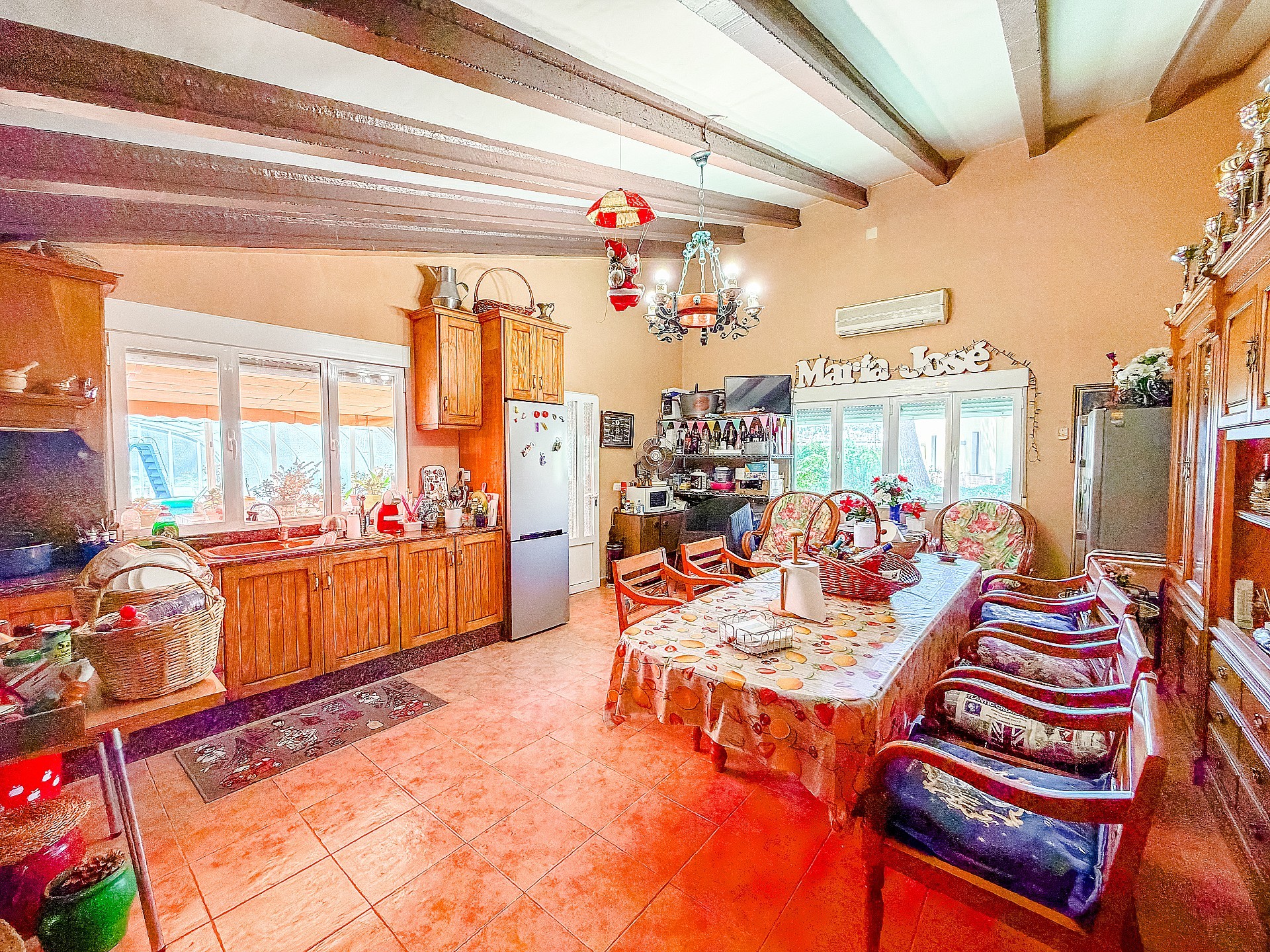 Resale - 4 Bedroom 4 Bathroom Villa in Yecla -  - Murcia