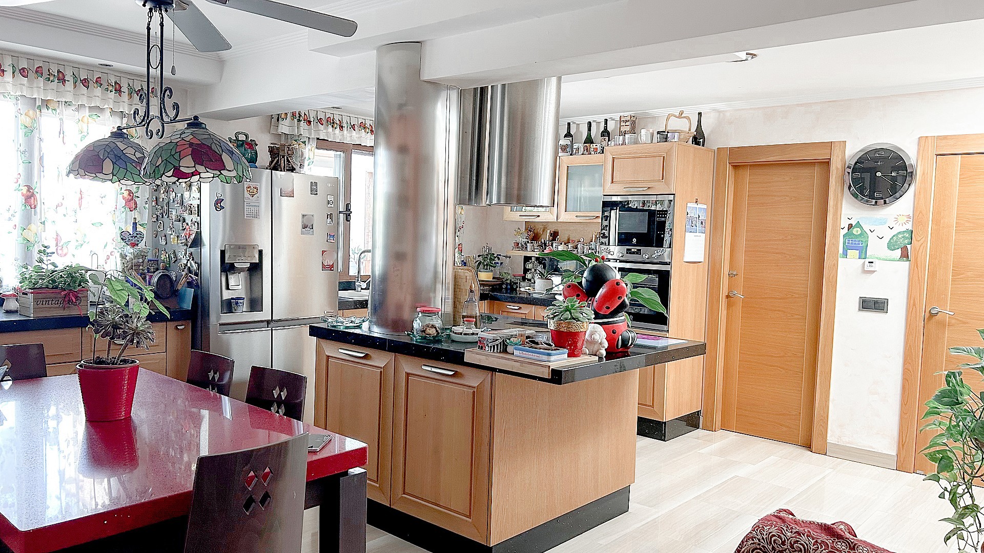 Resale - 4 Bedroom 4 Bathroom Villa in Yecla -  - Murcia