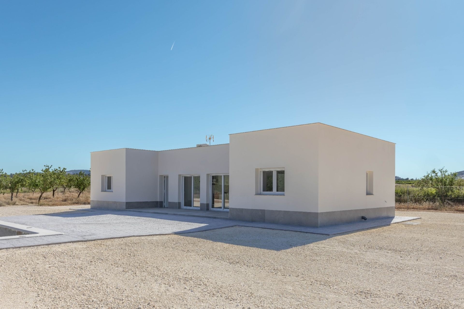 Resale - 3 Bedroom 2 Bathroom Villa in Pinoso -  - Alicante