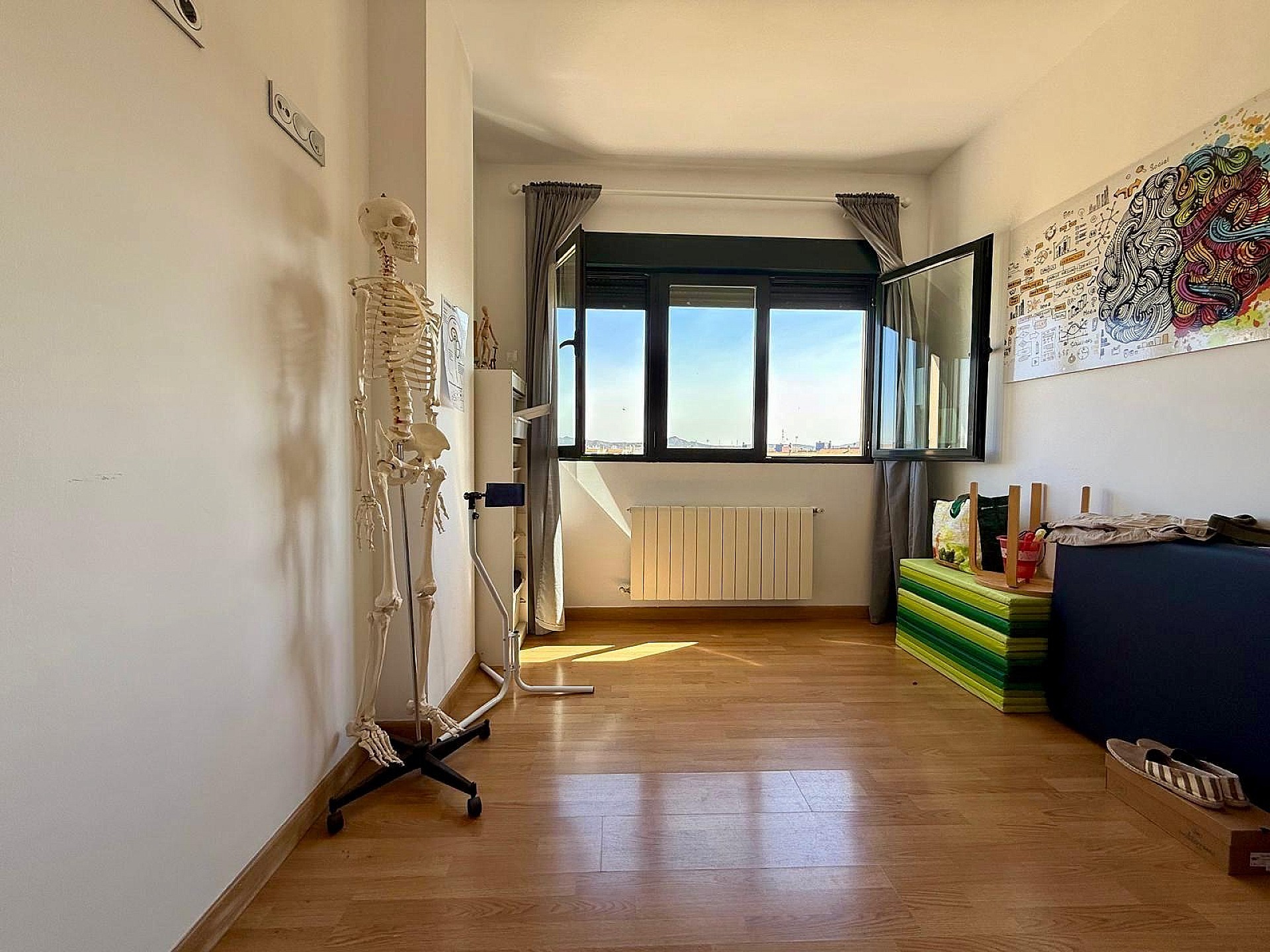 Resale - 4 Bedroom 2 Bathroom Apartment in Yecla - , Yecla, Murcia, Spain - Murcia