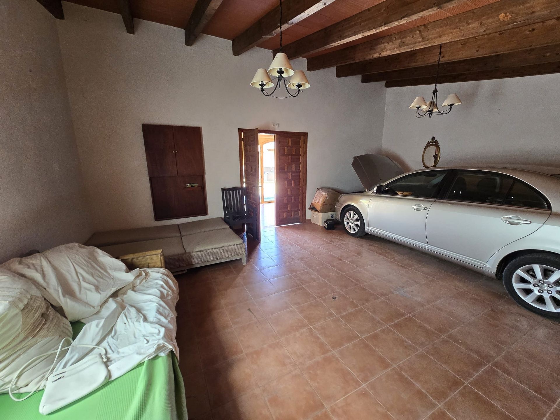 Resale - 6 Bedroom 5 Bathroom Villa in Salinas -  - Alicante