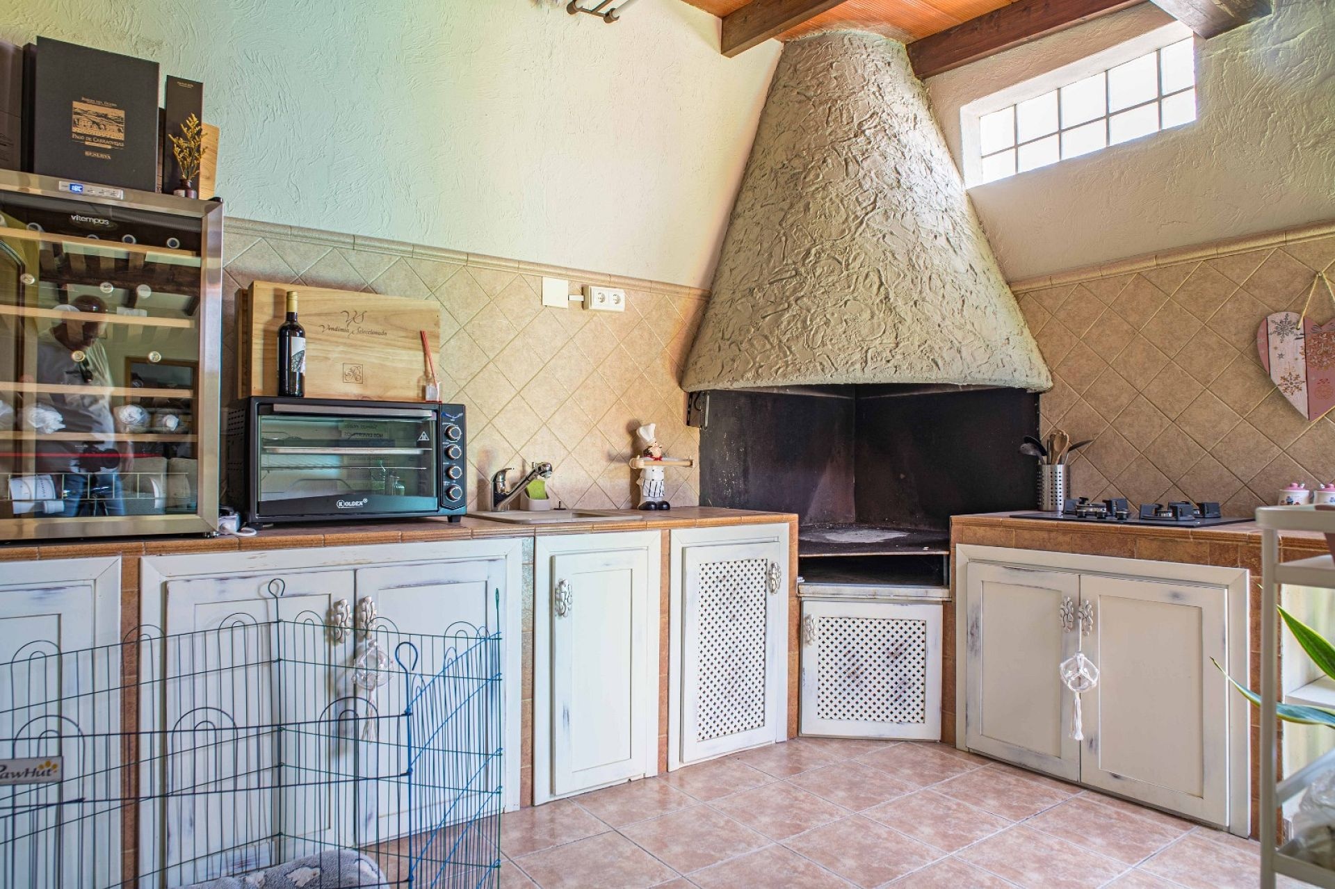 Resale - 4 Bedroom 2 Bathroom Villa in Pinoso -  - Alicante