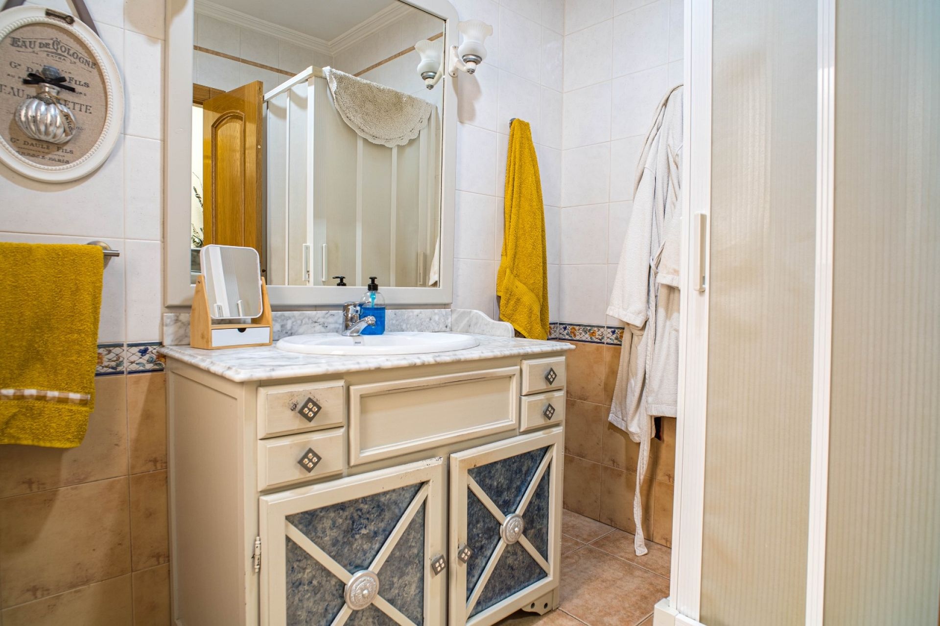 Resale - 4 Bedroom 2 Bathroom Villa in Pinoso -  - Alicante