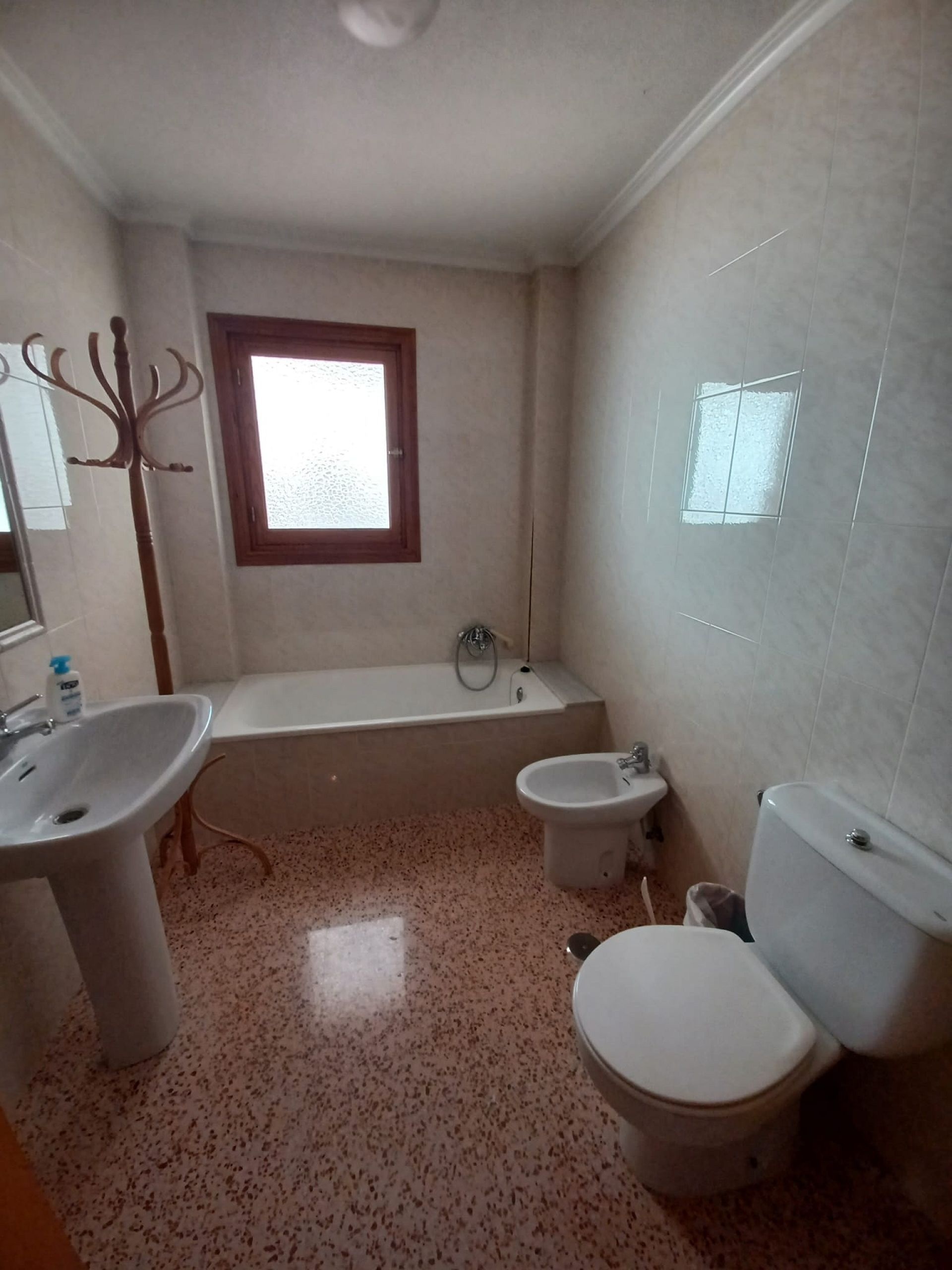 Resale - 3 Bedroom 2 Bathroom Townhouse in Pinoso -  - Alicante