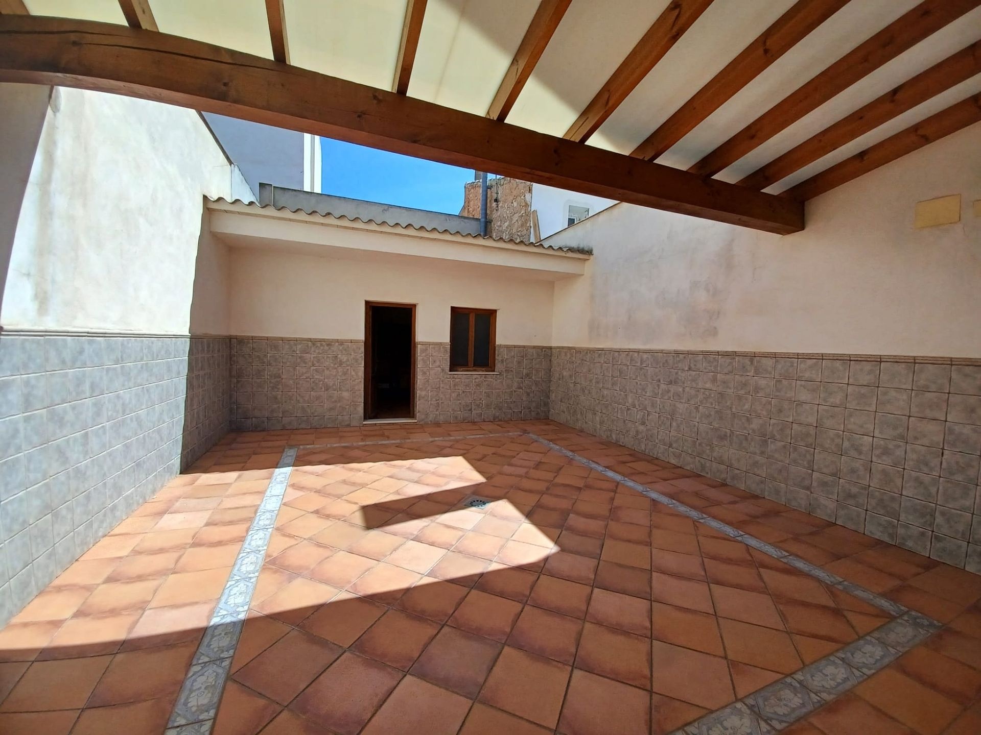 Resale - 3 Bedroom 2 Bathroom Townhouse in Pinoso -  - Alicante