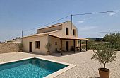 4 Bedroom 2 Bathroom Country house in Pinoso