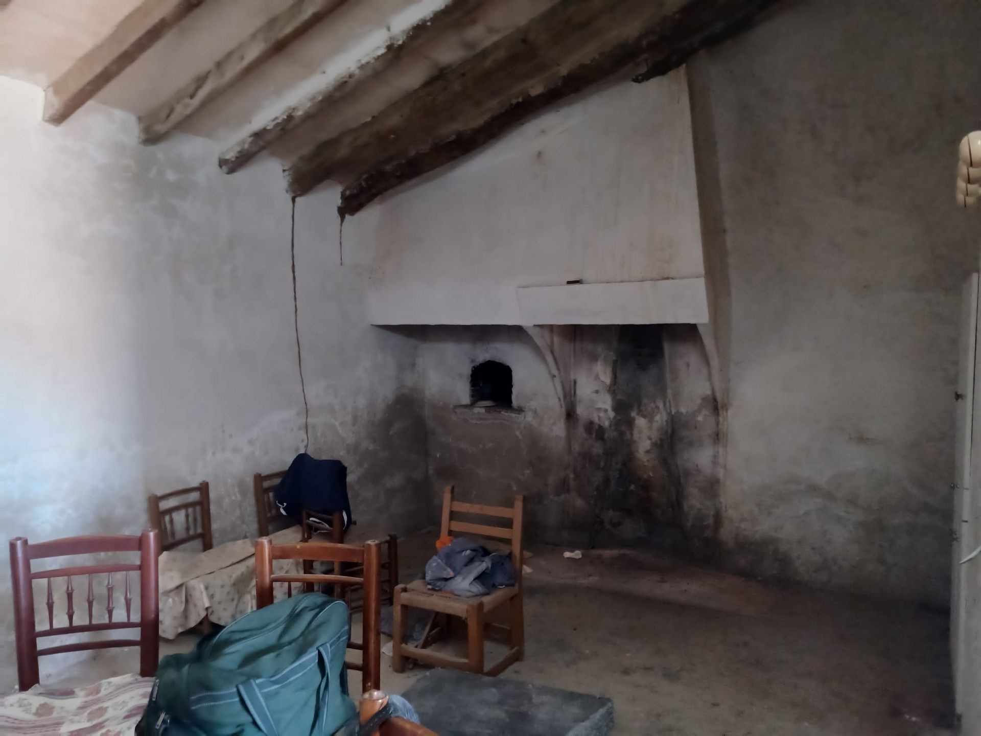 Resale - 2 Bedroom 1 Bathroom Country house in Pinoso -  - Alicante