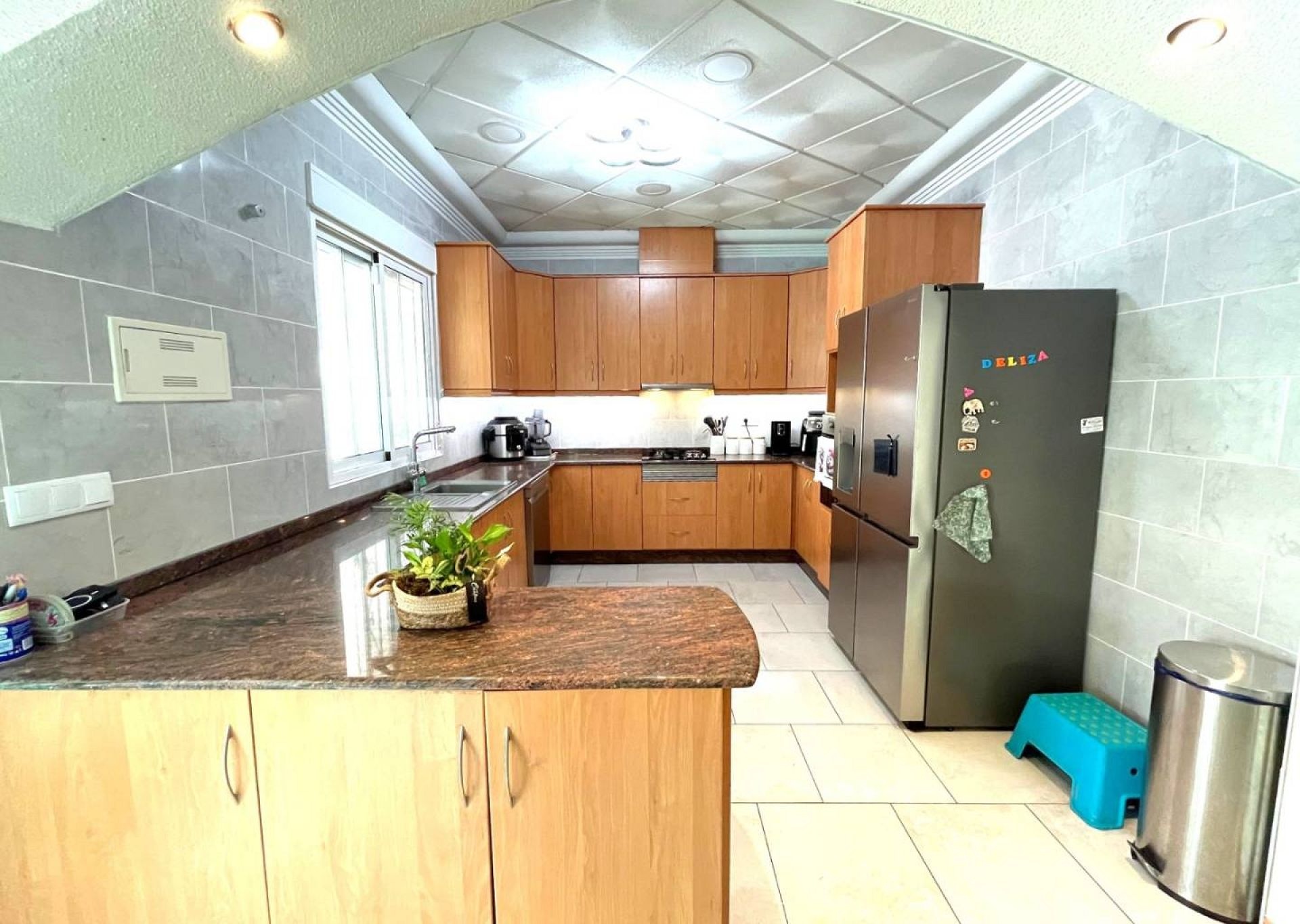 Resale - 3 Bedroom 2 Bathroom Country house in Sax -  - Alicante