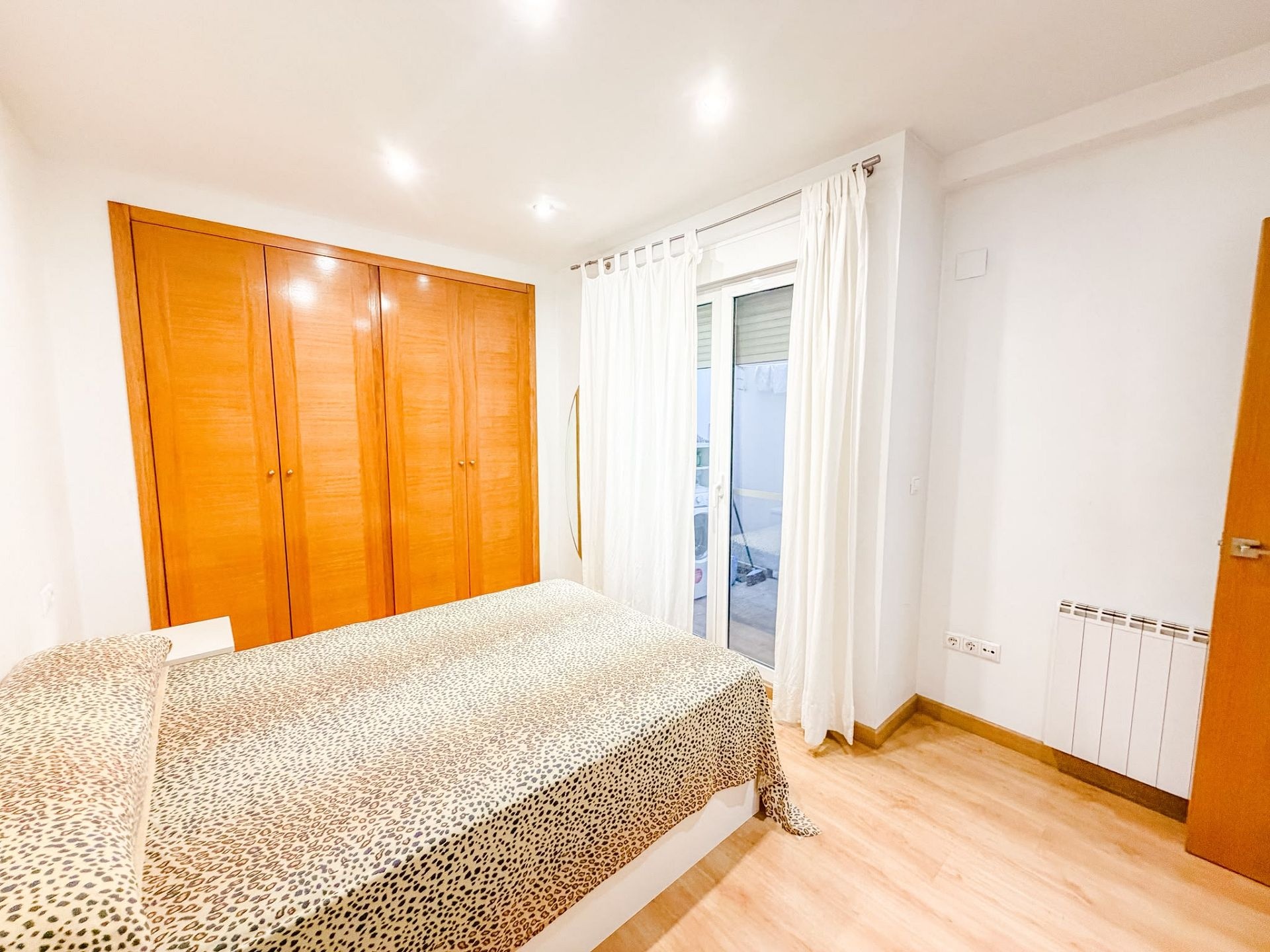 Resale - 1 Bedroom 1 Bathroom Apartment in Elda -  - Alicante