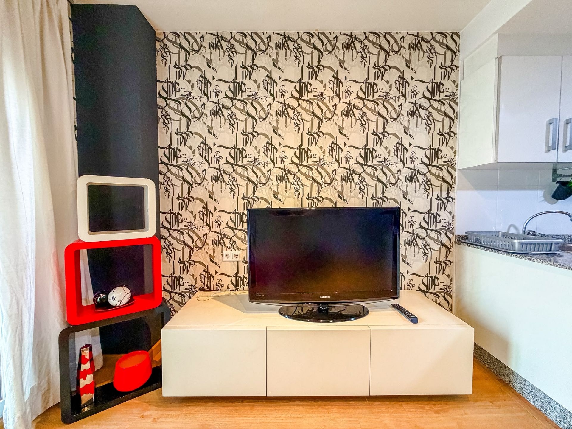 Resale - 1 Bedroom 1 Bathroom Apartment in Elda -  - Alicante