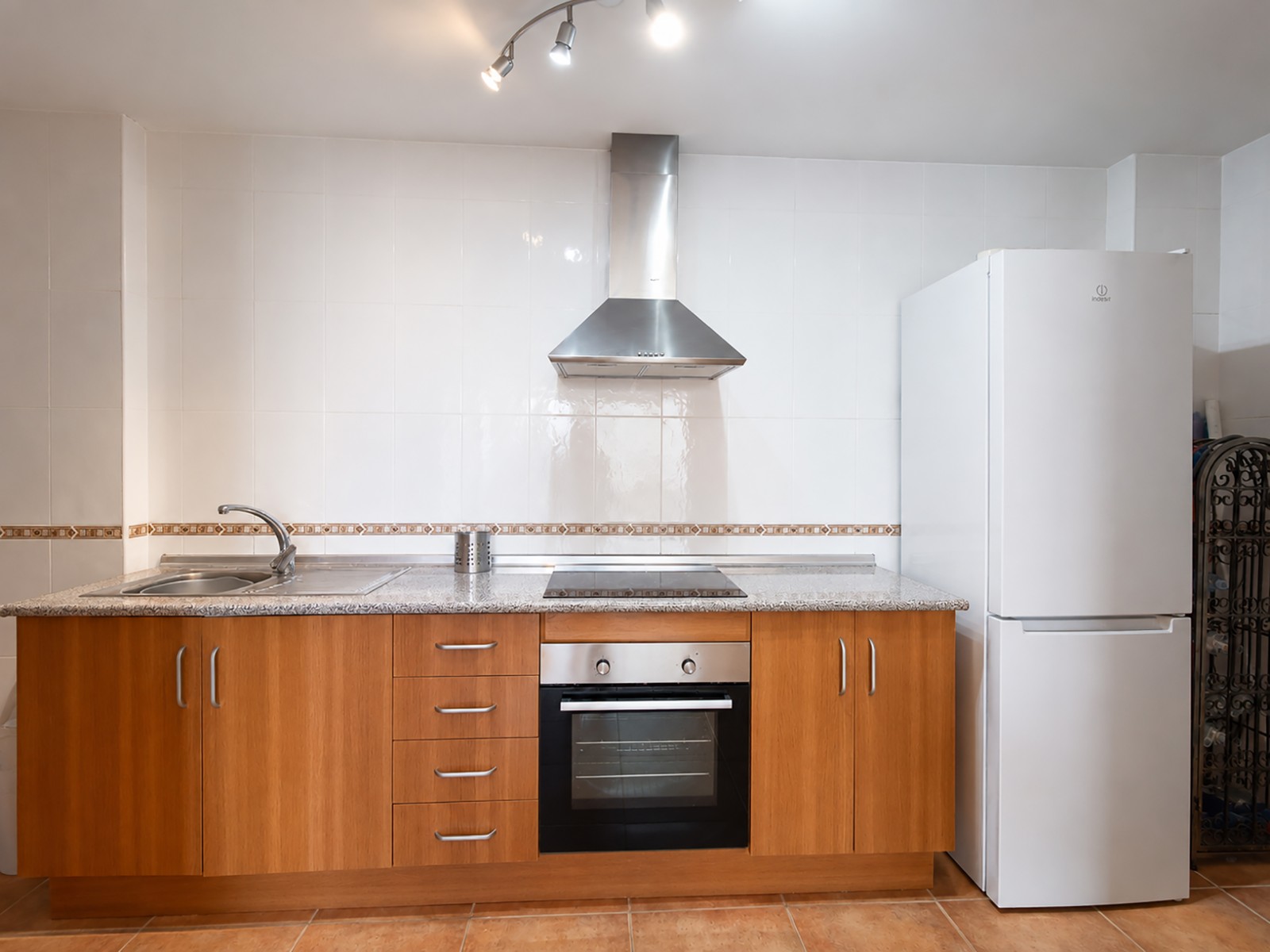 Resale - 2 Bedroom 1 Bathroom Apartment in Hondón de los Frailes -  - Alicante