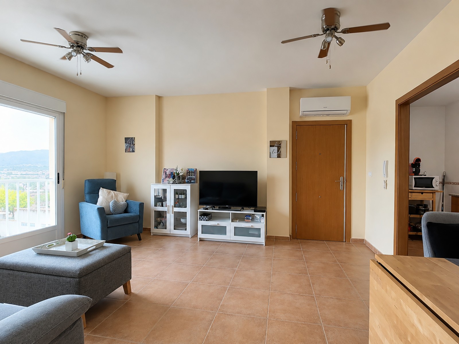 Resale - 2 Bedroom 1 Bathroom Apartment in Hondón de los Frailes -  - Alicante