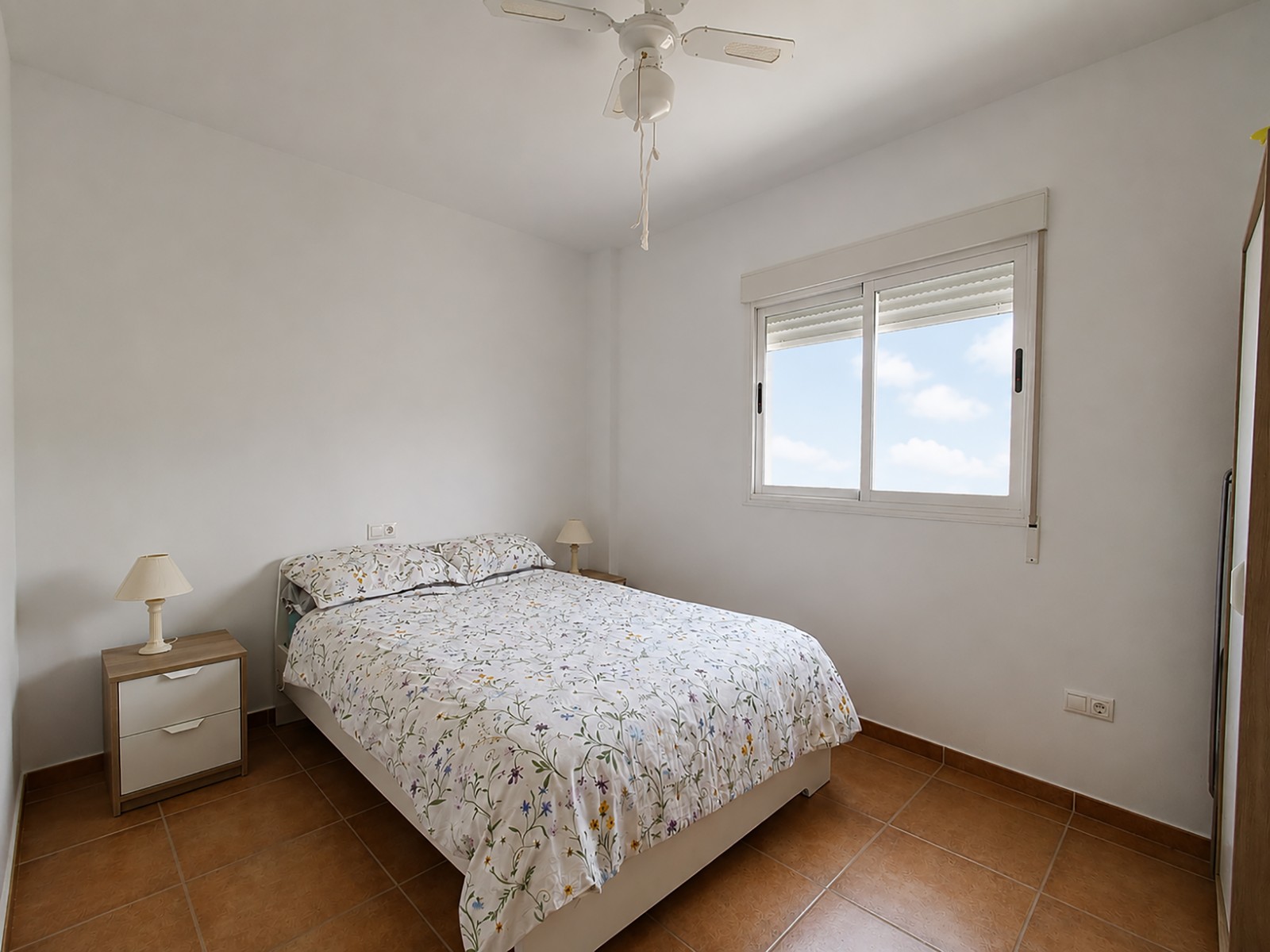 Resale - 2 Bedroom 1 Bathroom Apartment in Hondón de los Frailes -  - Alicante
